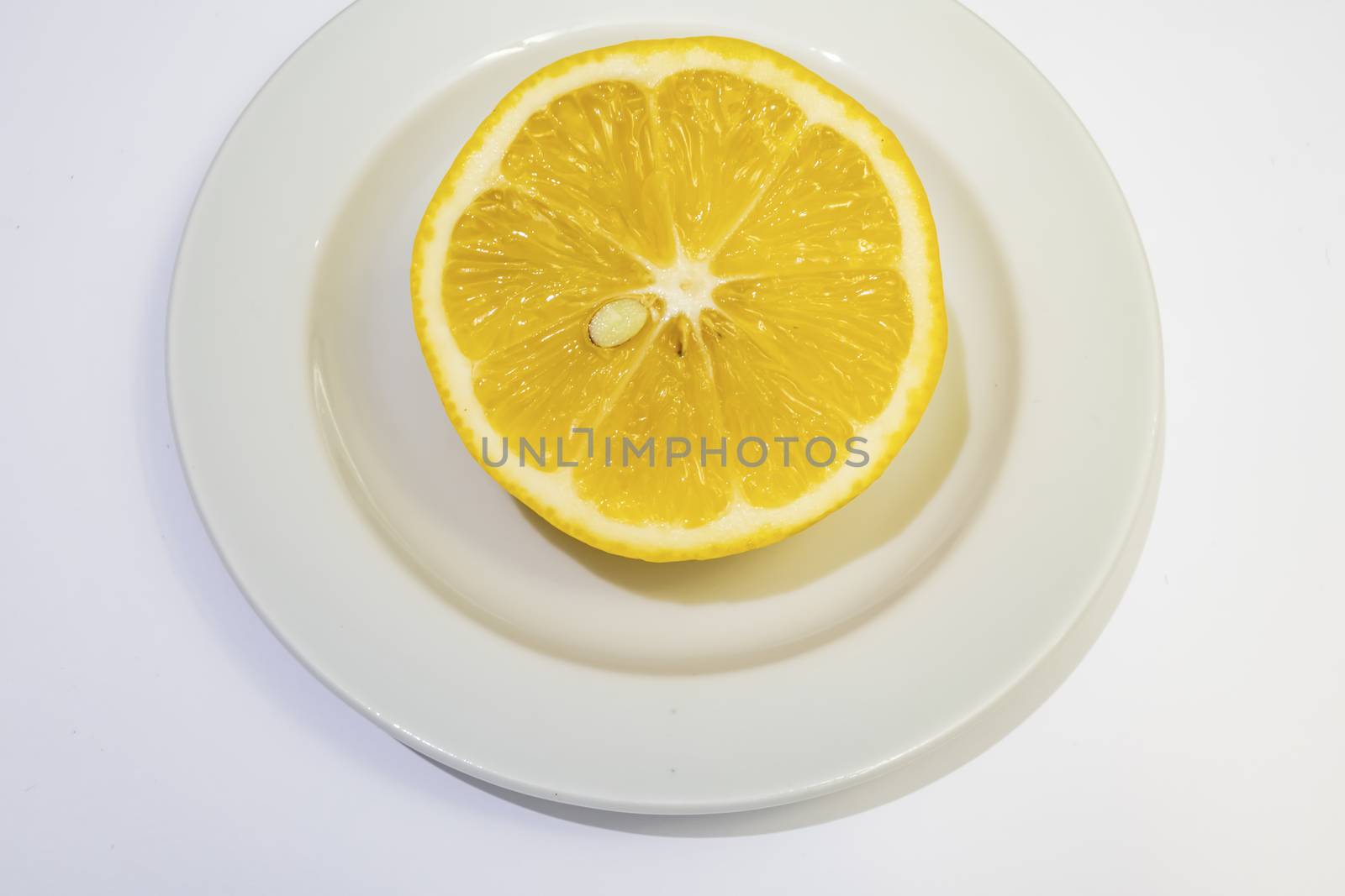 lemon fruit with high nutritional and vitamin value