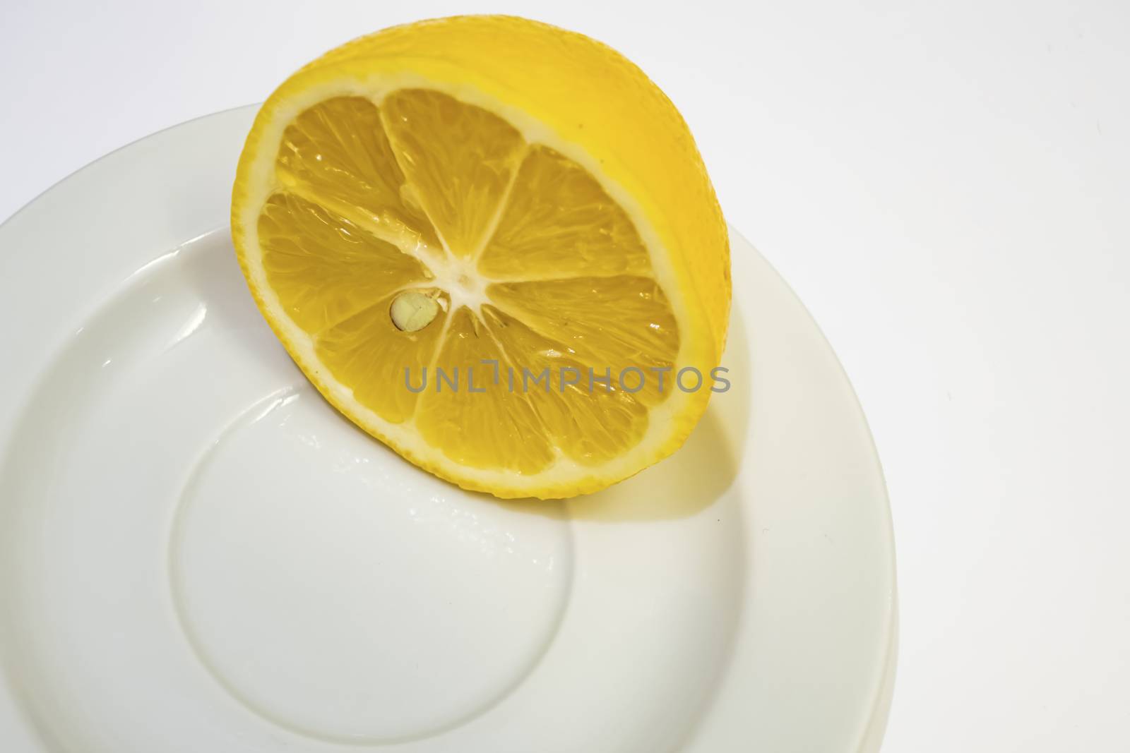 lemon fruit with high nutritional and vitamin value