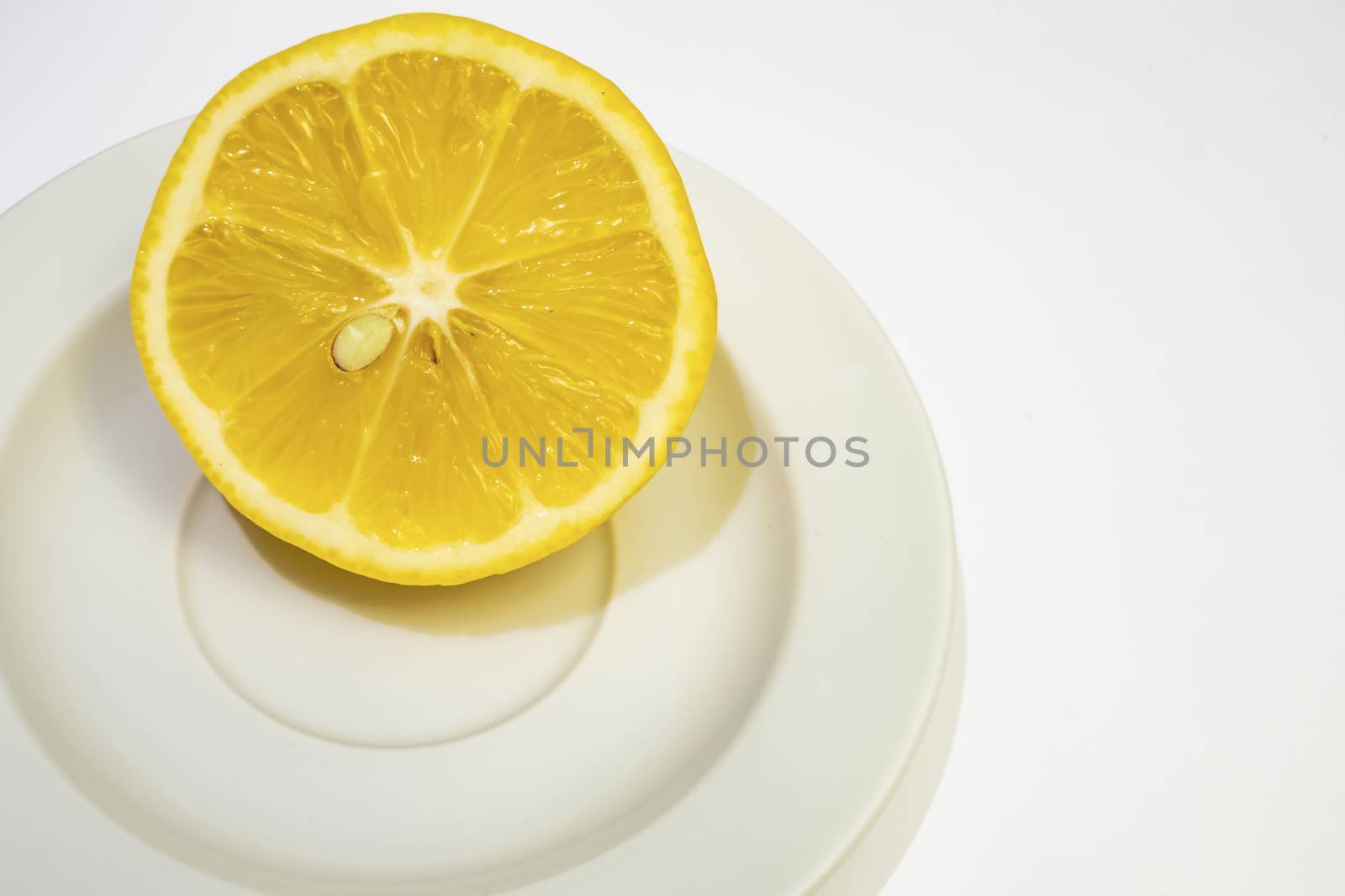 lemon fruit with high nutritional and vitamin value