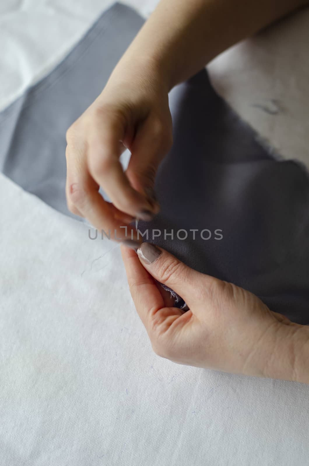 Tailor Sews a Dress 2 by Hasilyus