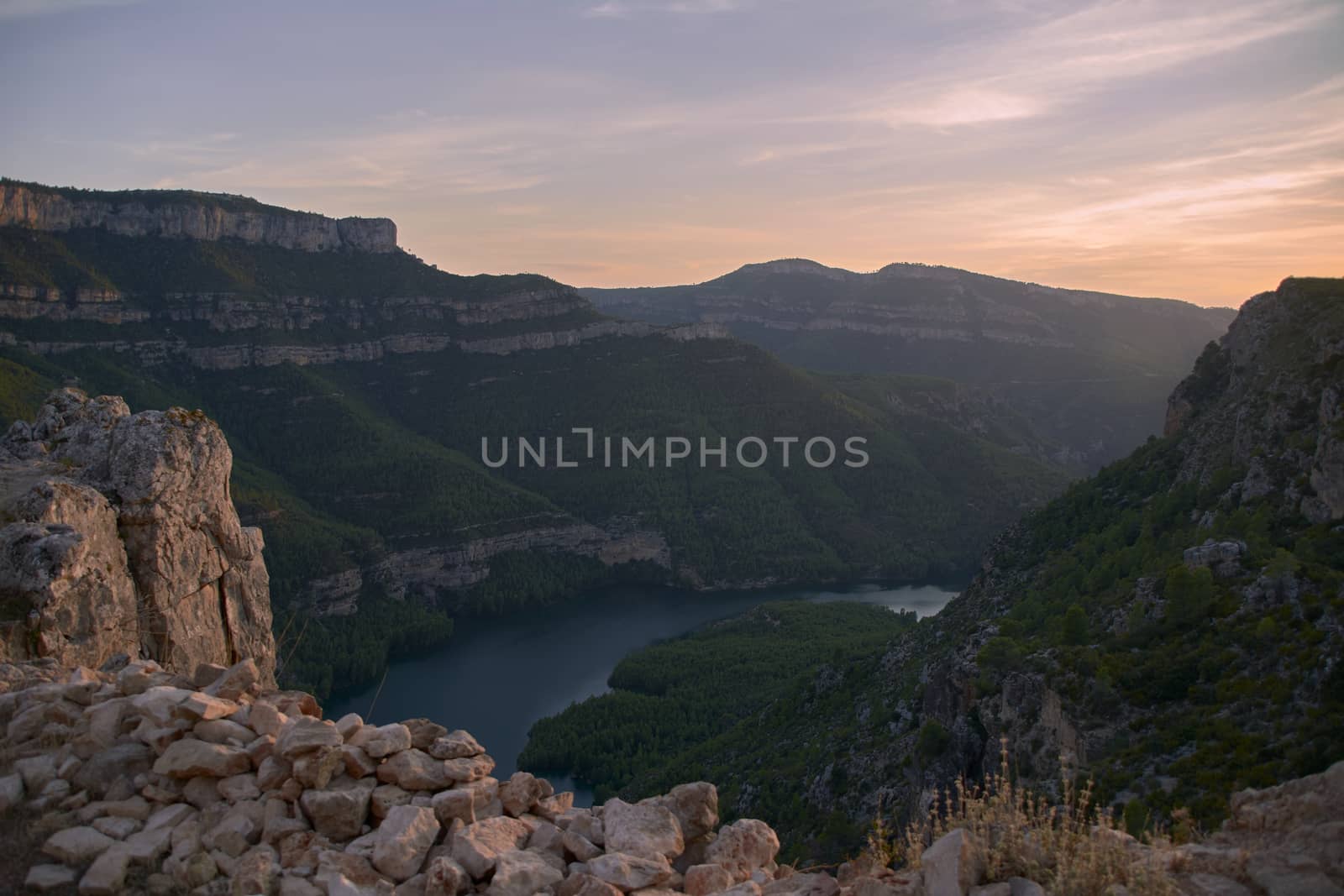 The wonderful views from the castle to the river by raul_ruiz