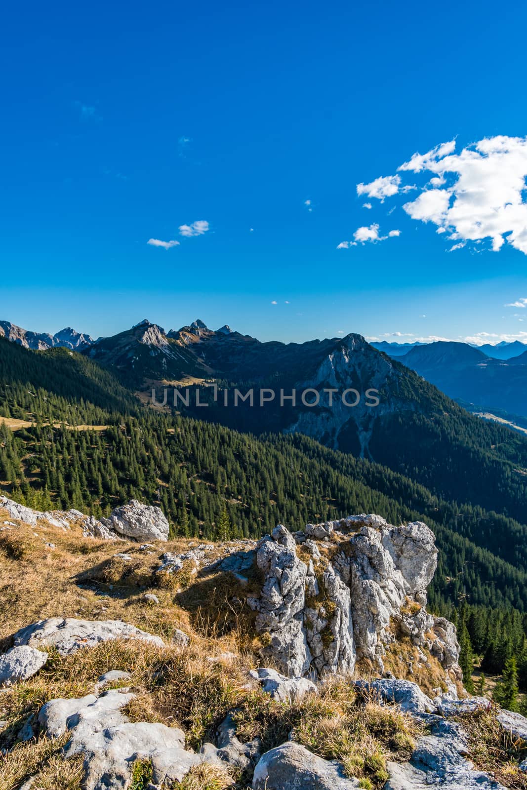 Beautiful mountain tour to the Aggenstein at sunset in the Tannheimer Tal