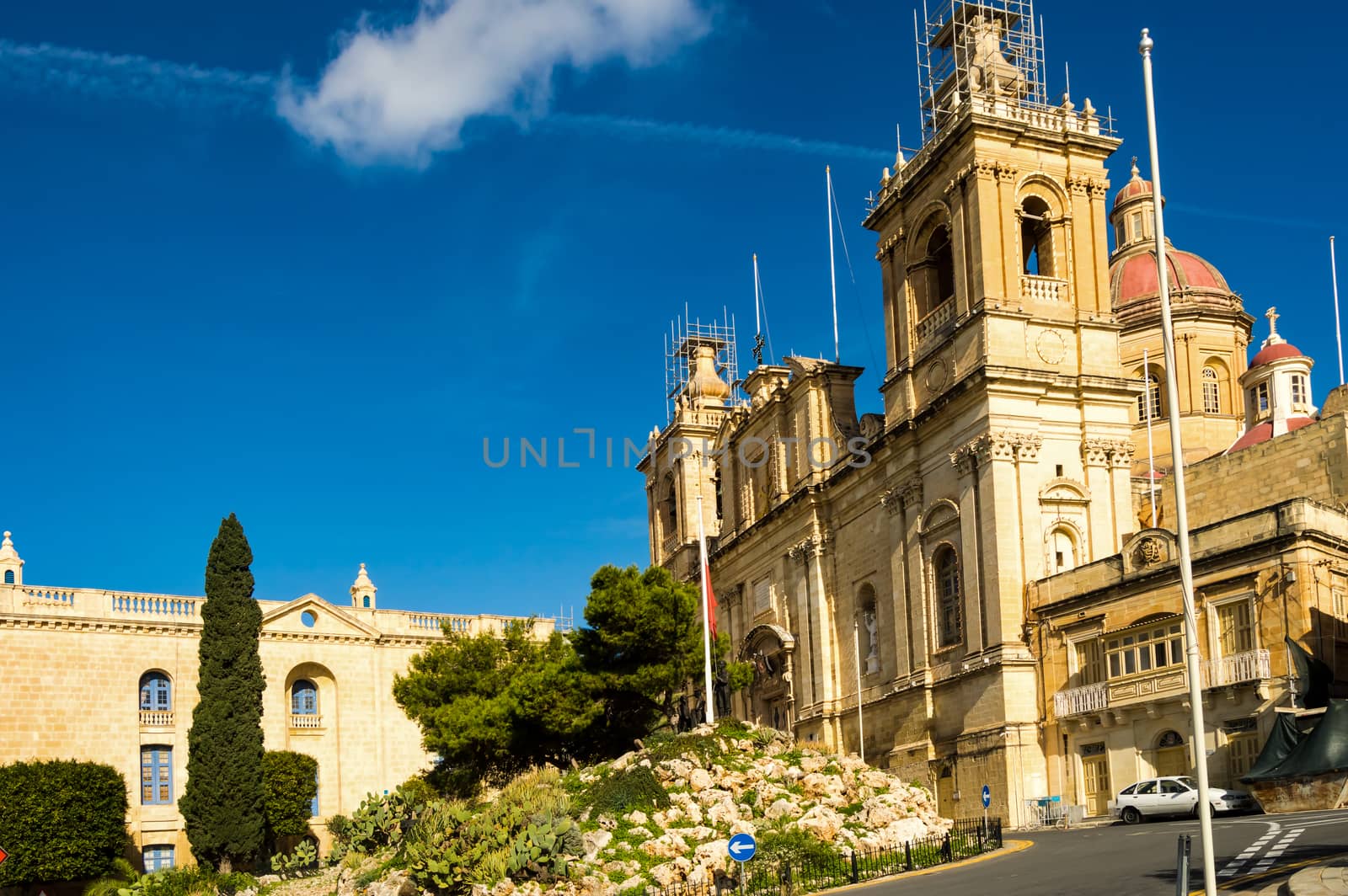 Facade of the Saint-Laurent collegiate church in Vittoriosa (Birgu) - Three cities, Malta