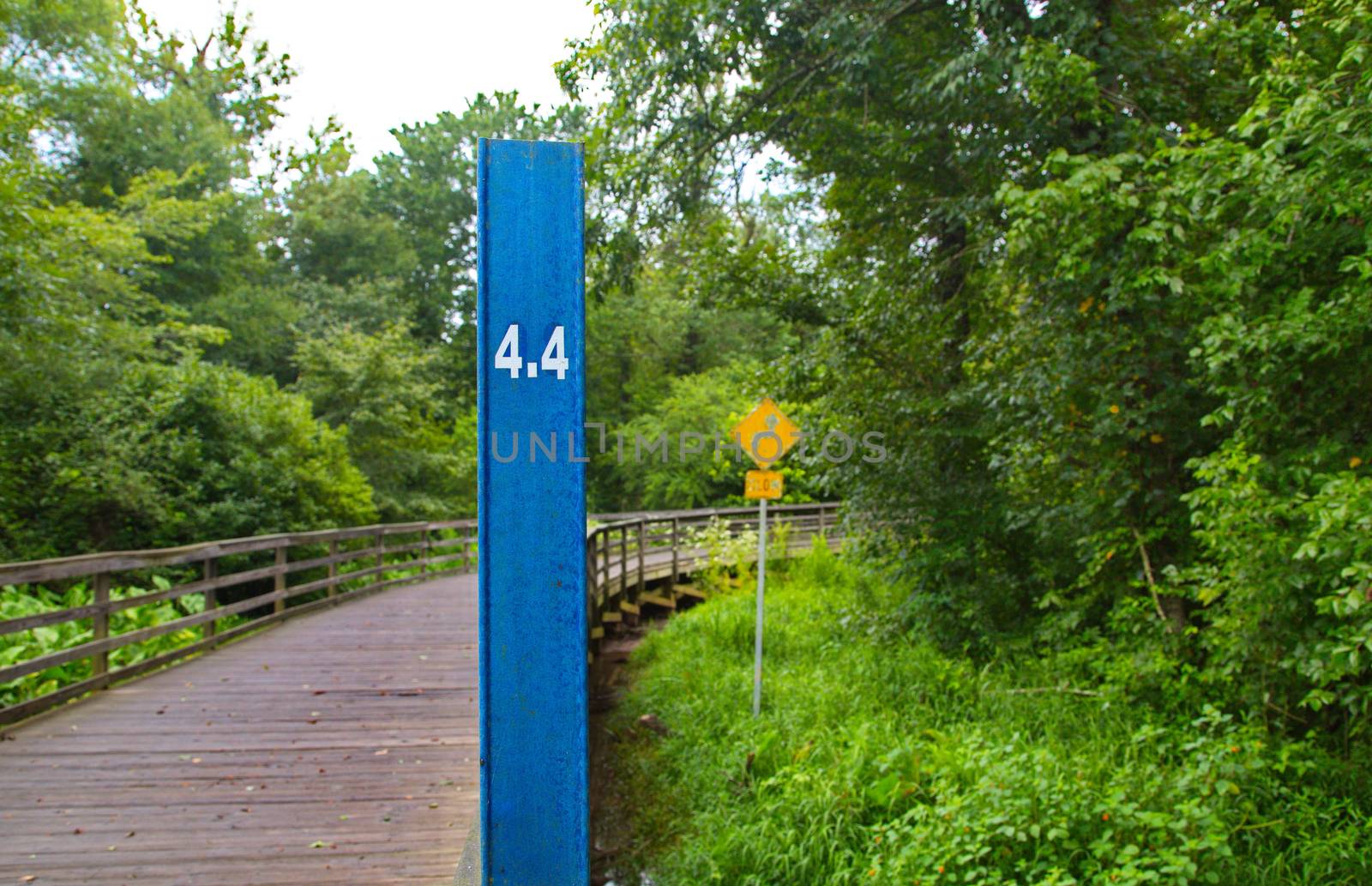 Four Point Four Marker Before Bridge by dbvirago