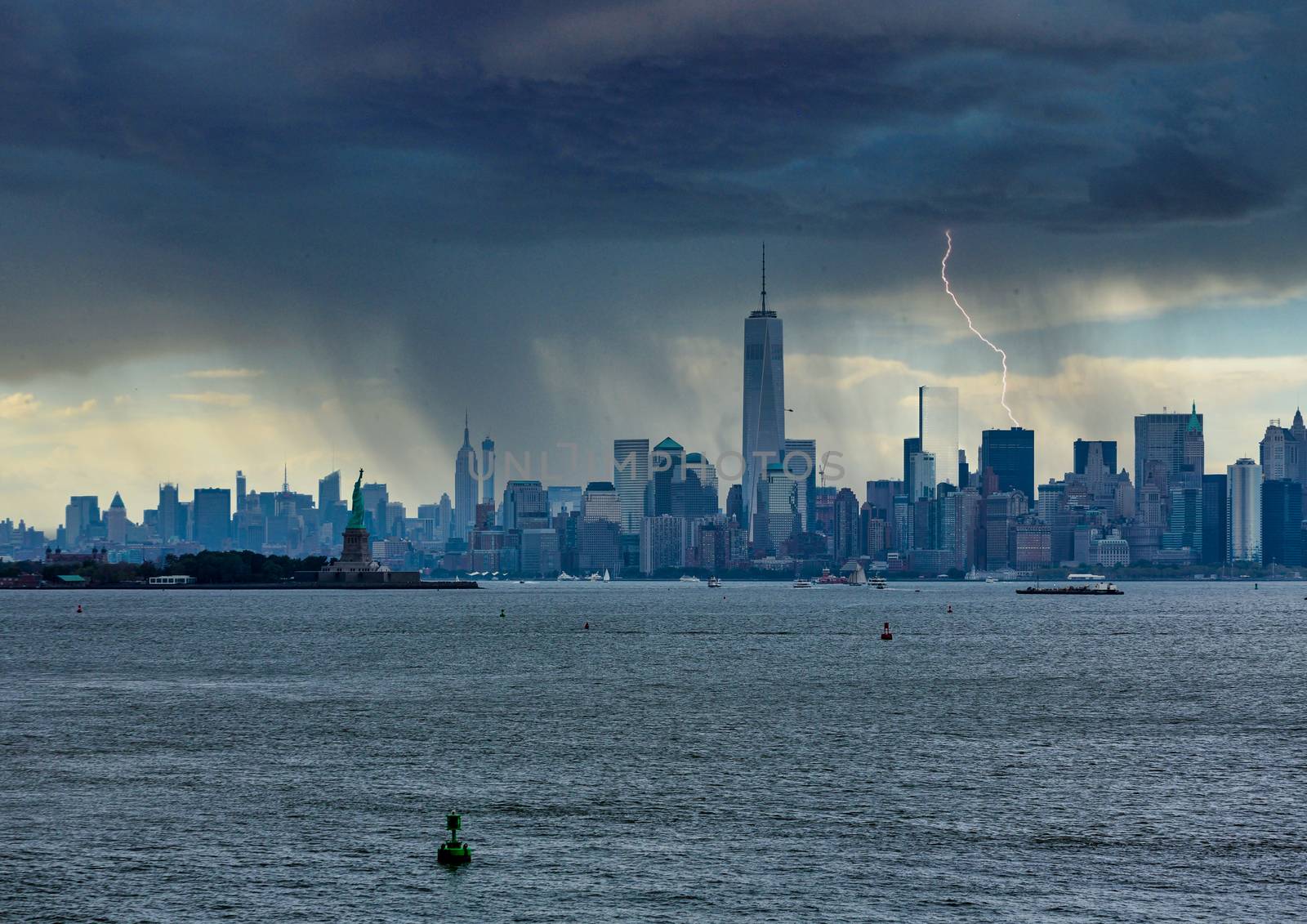 Rainy New York Day by dbvirago