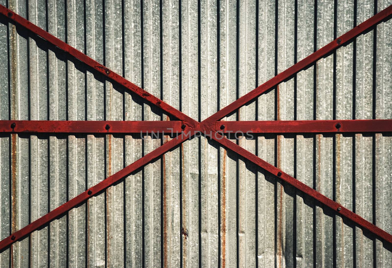 Detail of metal iron gate by Ahojdoma