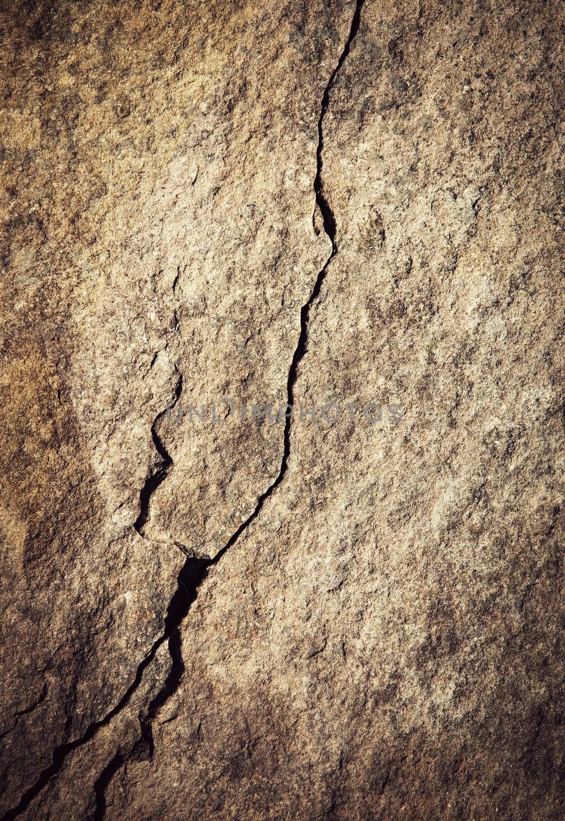 a minimalist crack on the rock by Ahojdoma