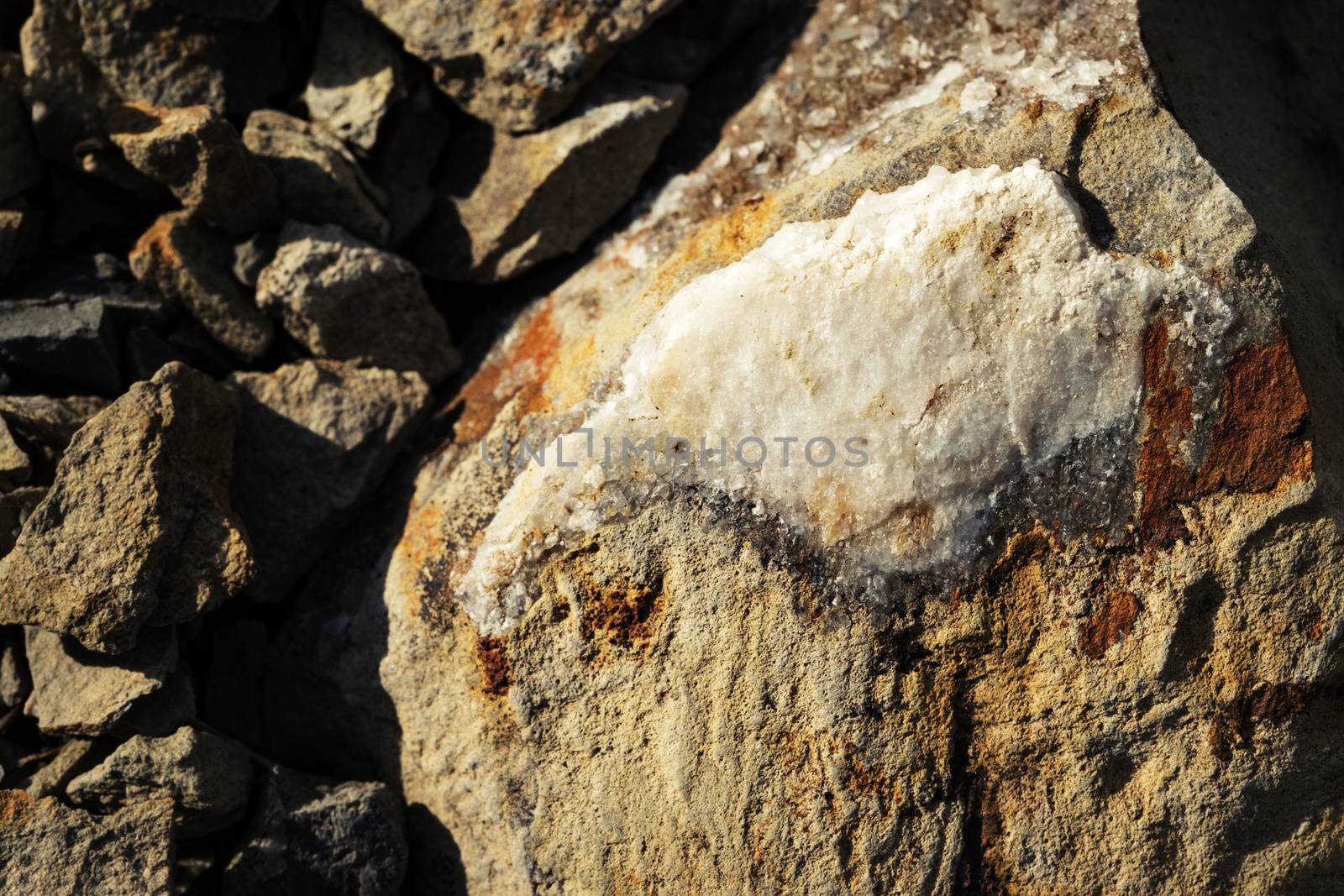 quartz rock on the rubbles by Ahojdoma