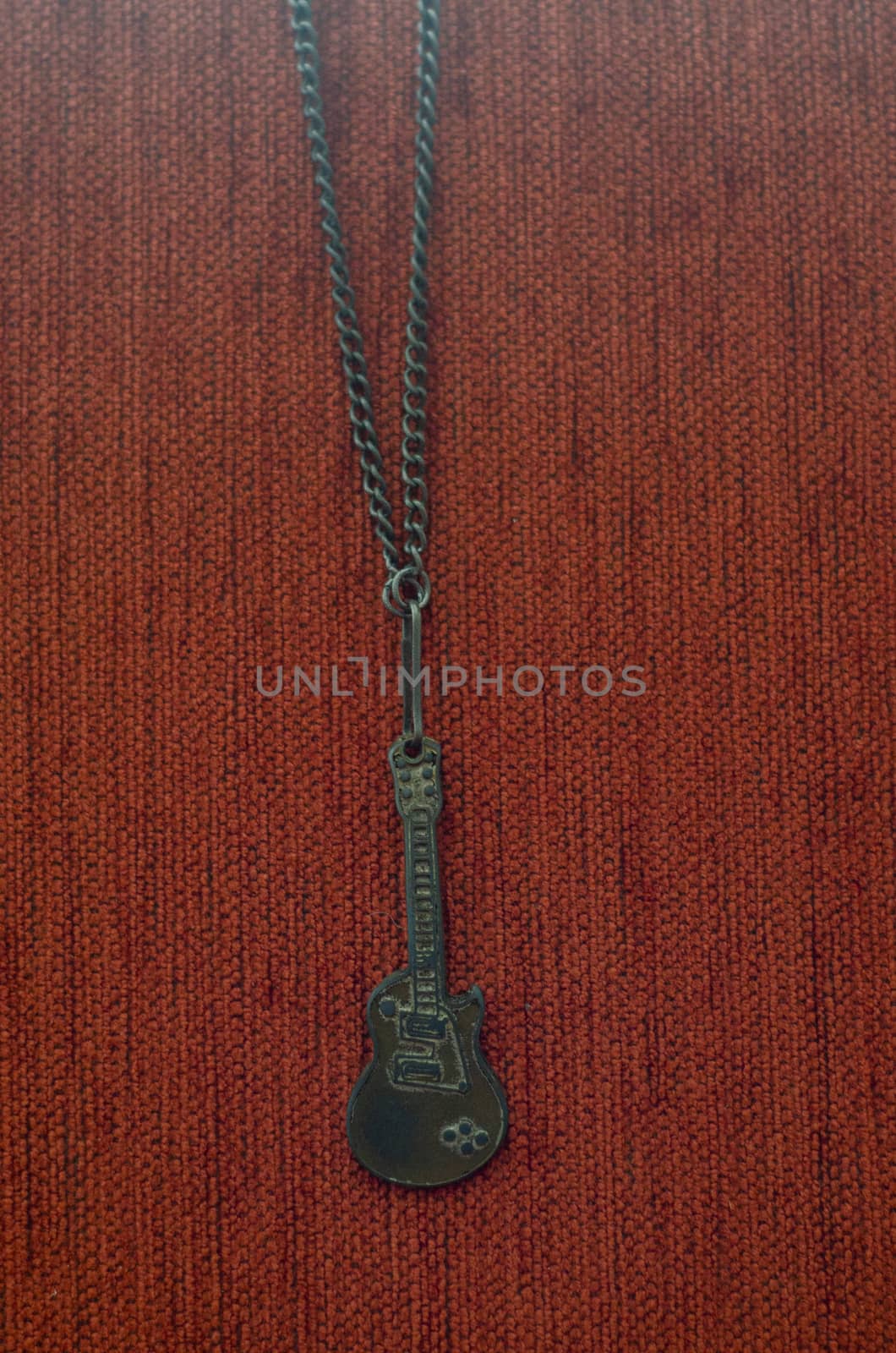 Old Rusty Guitar Necklace, Vintage Rusty Guitar Necklace, Accessory