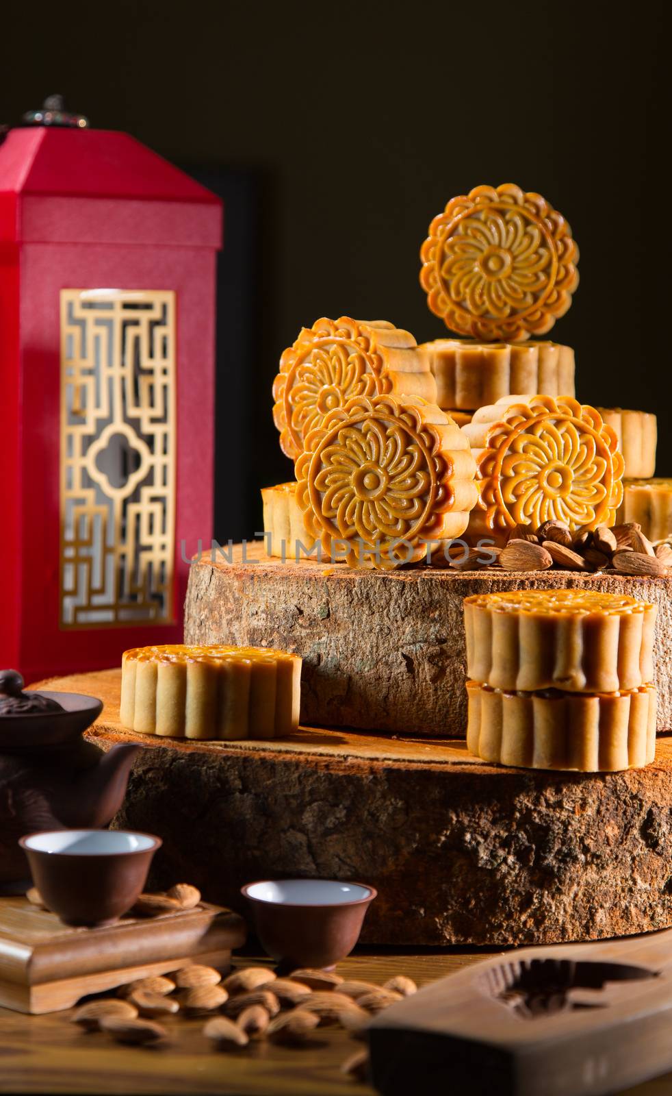 Mooncake by tehcheesiong