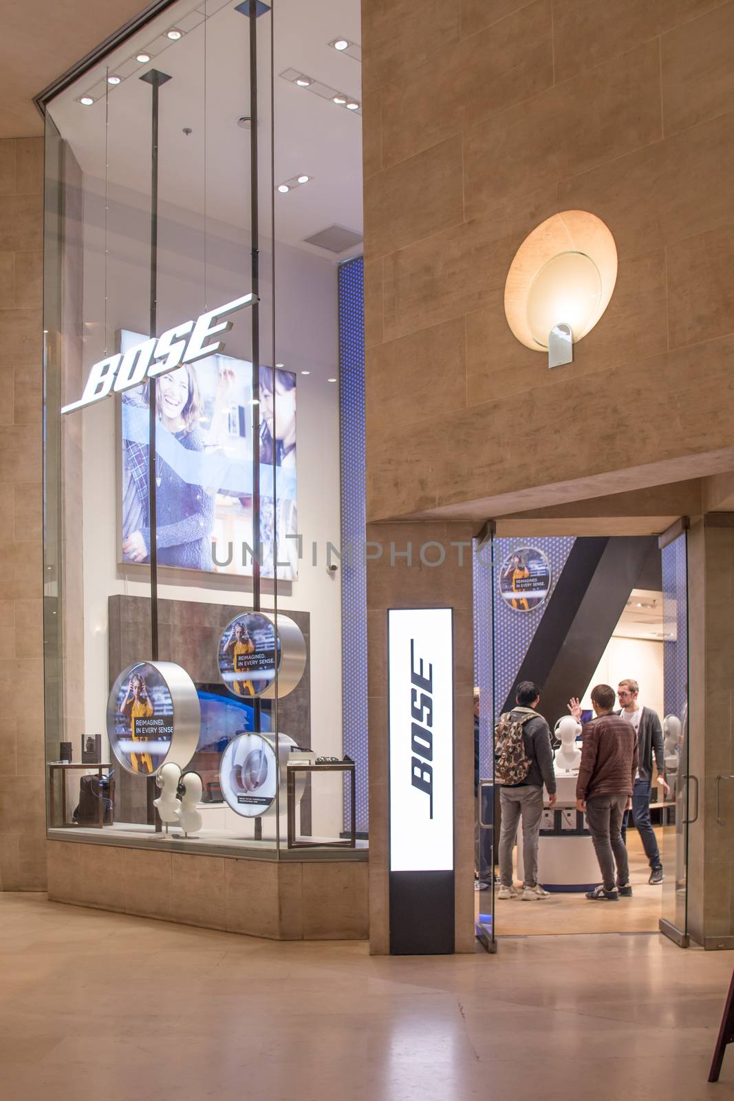 Bose Store in Paris, France, 17-11-19, Luxury electronic brand shop facade