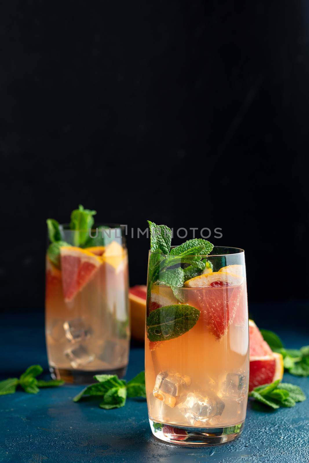 Grapefruit and mint gin tonic drink  by ArtSvitlyna