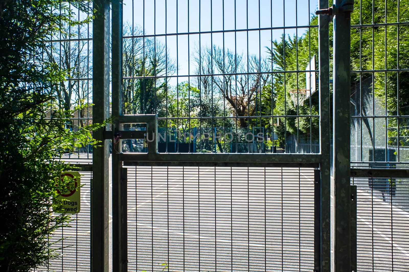 Steel fence around outdoor space in Happy Mount Park UK by paddythegolfer