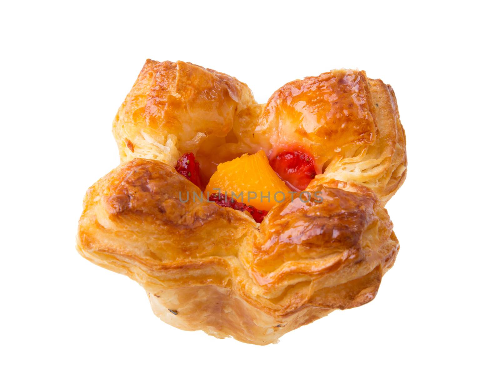 Cream puff pastry with fruit