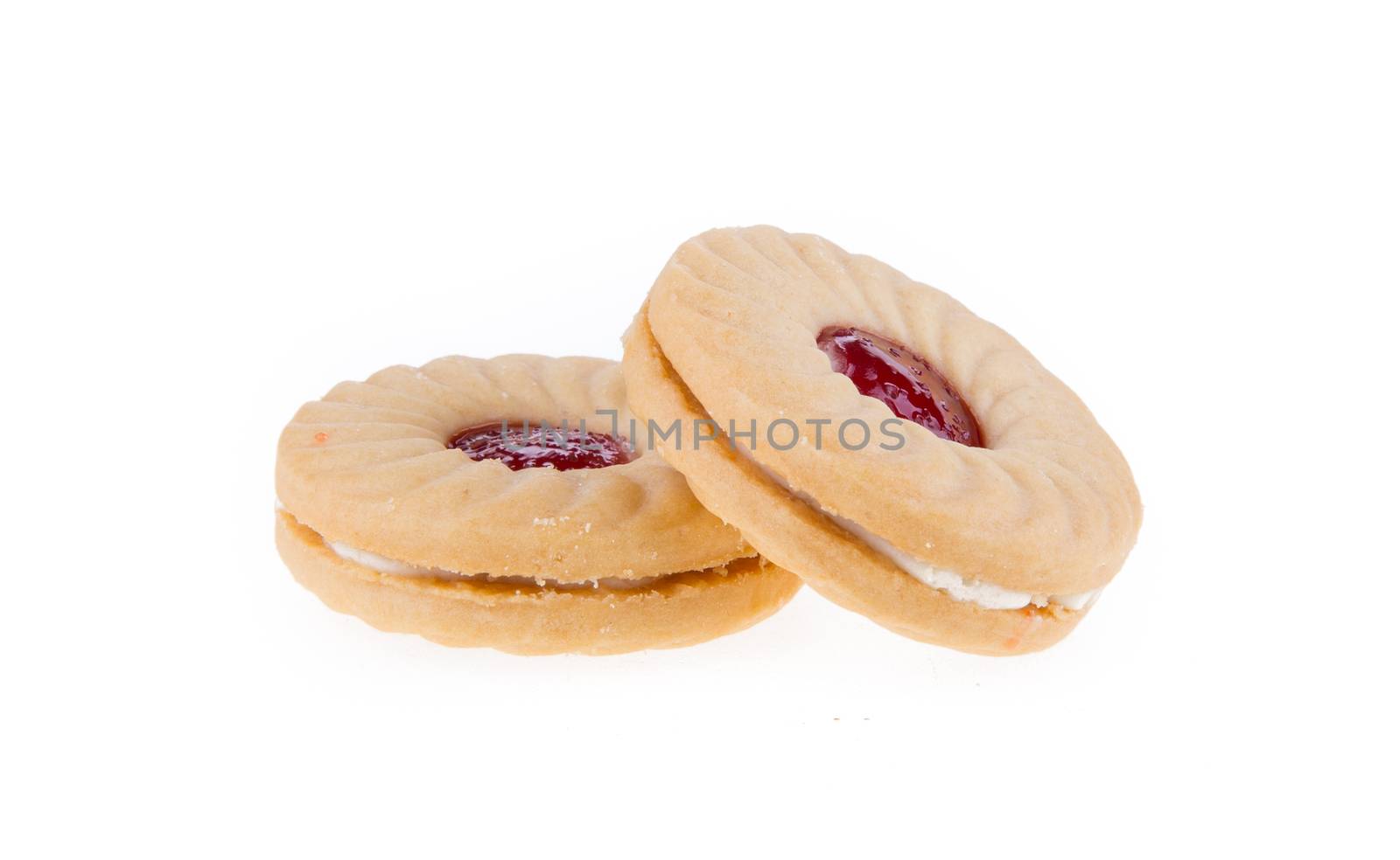 Sandwich biscuits with strawberry filling