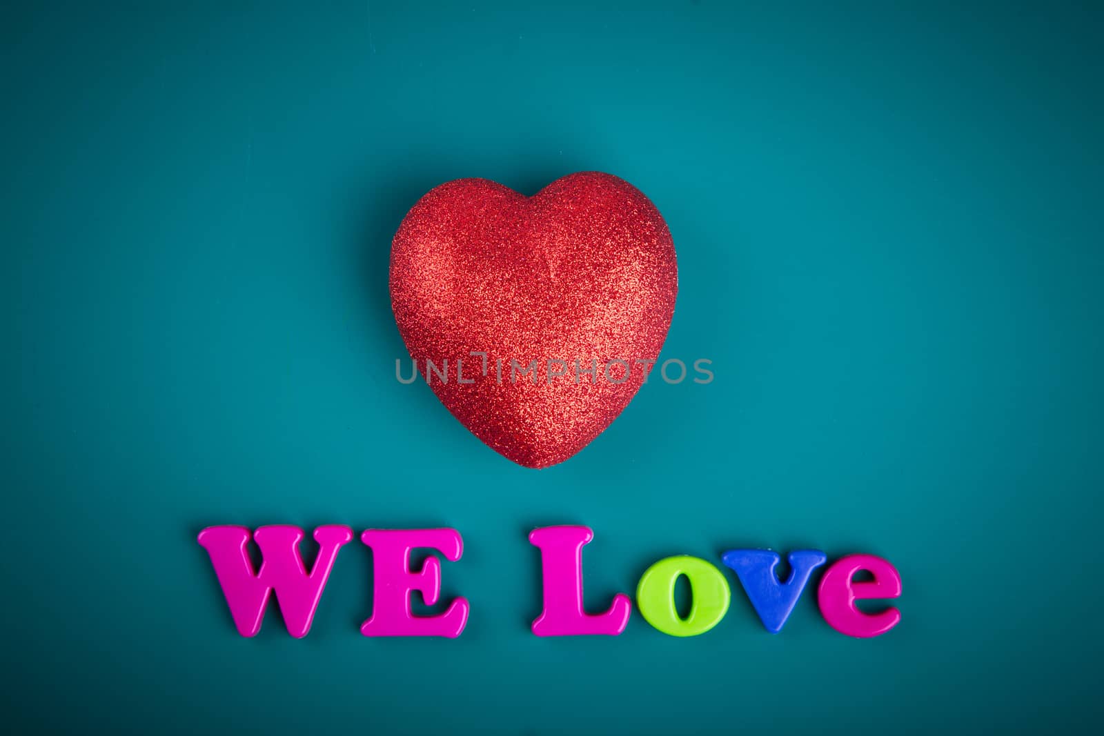 Love hearts on greeen background