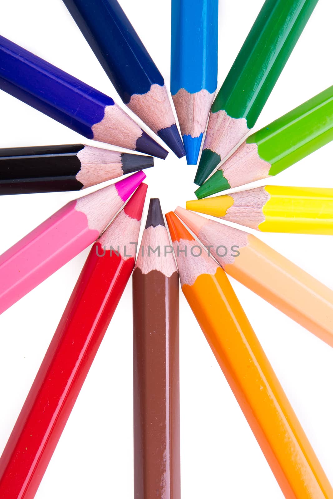 Colour pencils by tehcheesiong