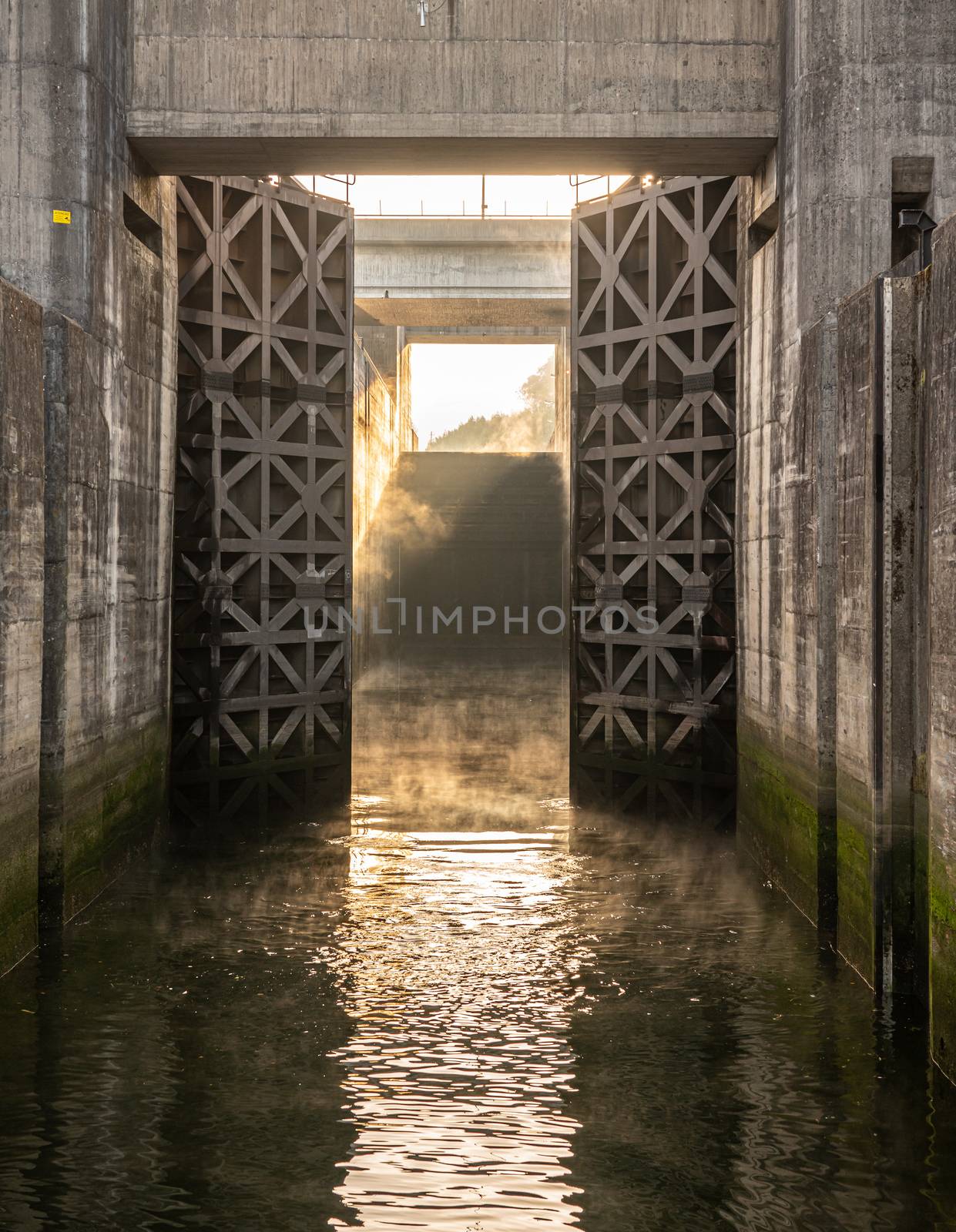 Entering the Crestuma-Lever lock on the Douro river near Porto by steheap