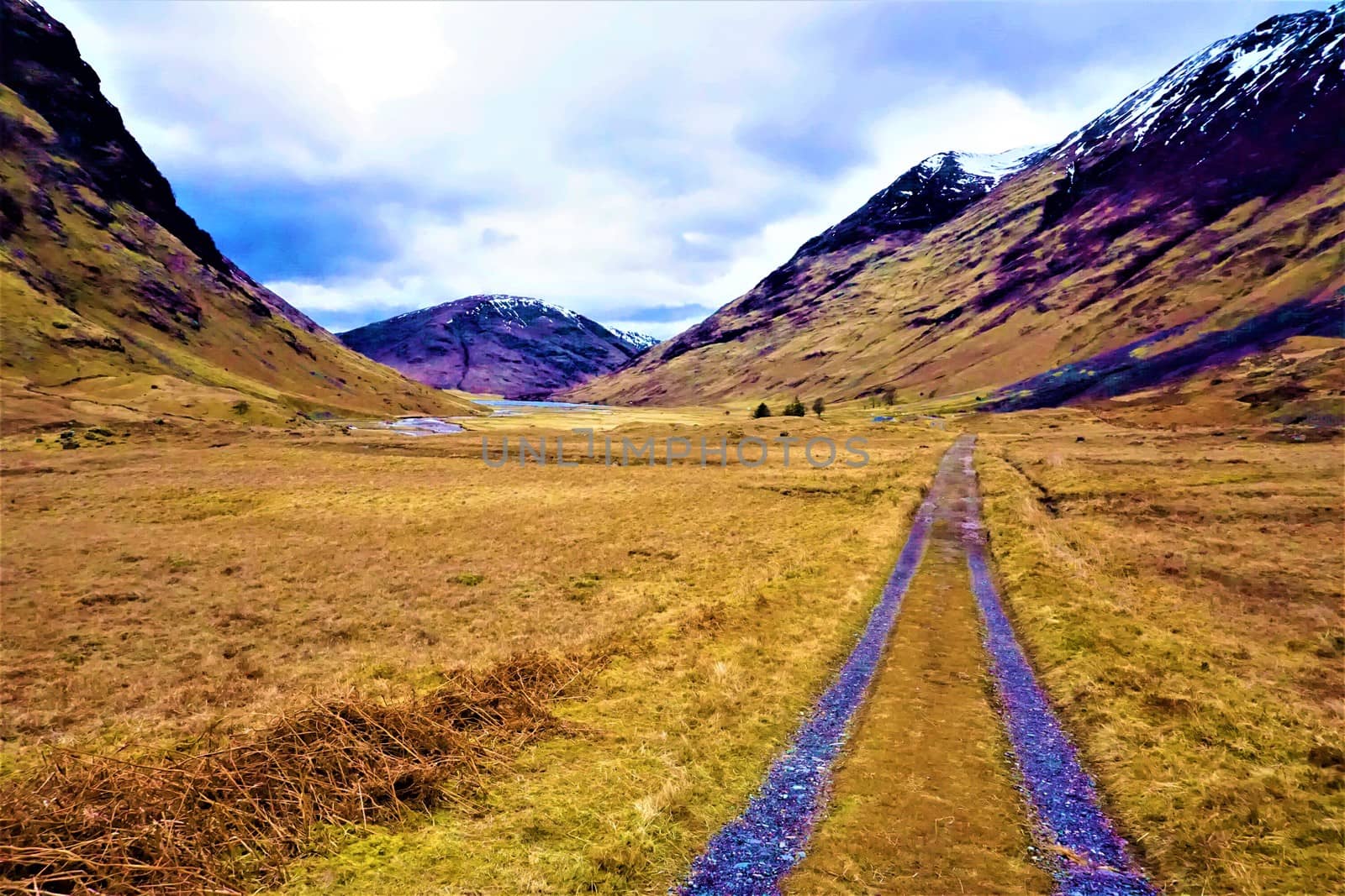 Beautiful highland view to Loch Achtriochtan, Glencoe Scotland in autumn mood