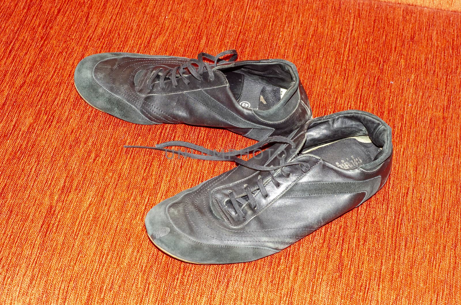 Old Black Walking Shoes, Vintage Black Walking Shoes by Hasilyus