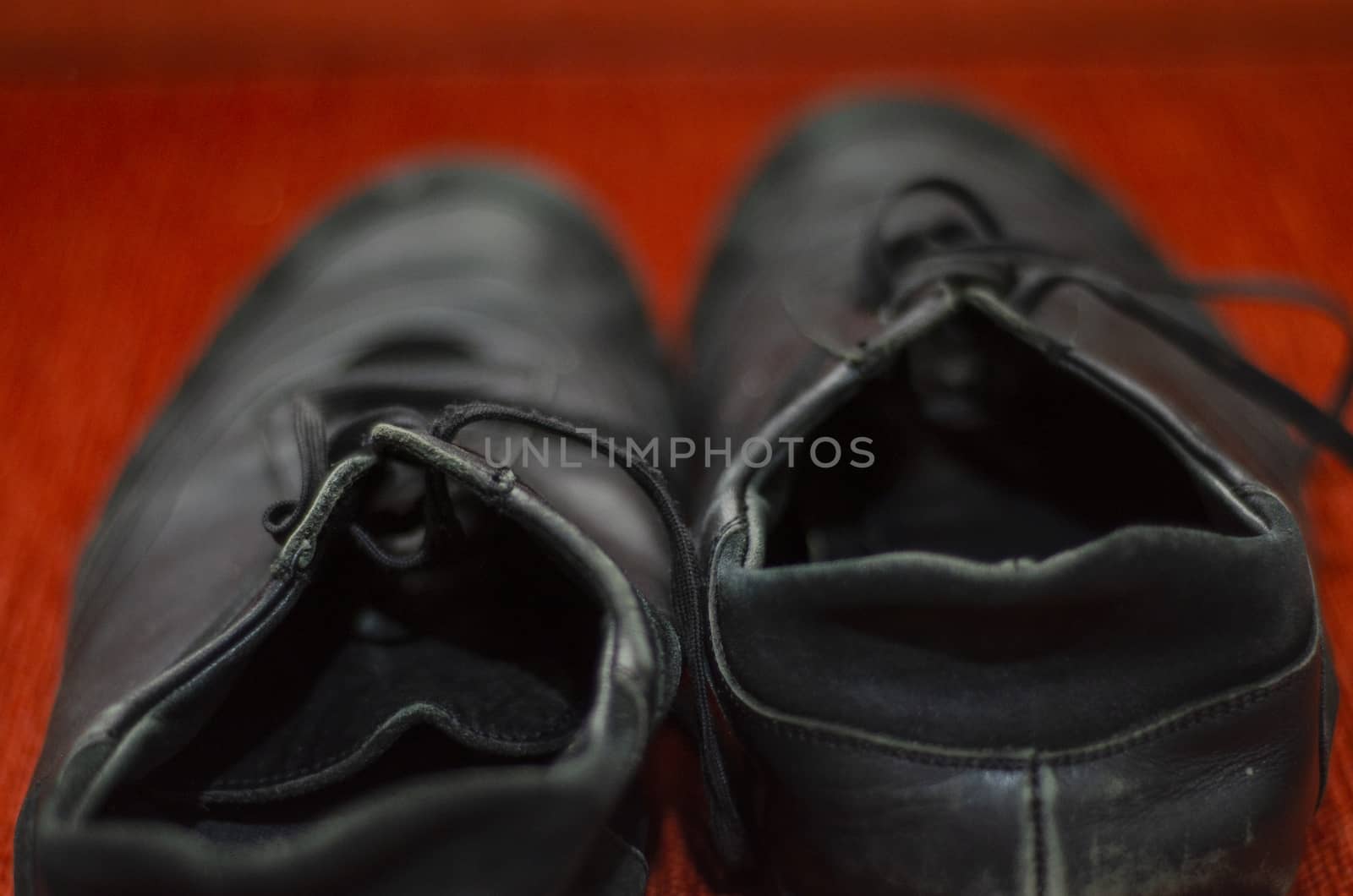 Old Black Walking Shoes, Vintage Black Walking Shoes by Hasilyus