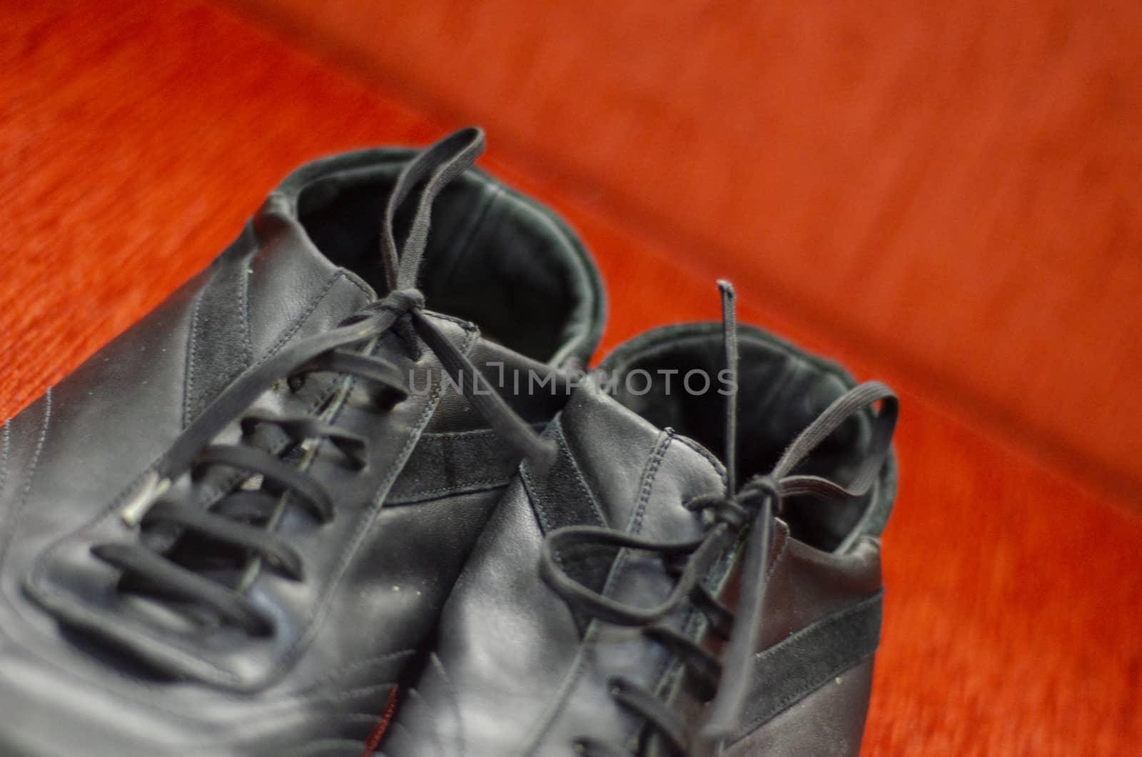 Old Black Walking Shoes, Vintage Black Walking Shoes by Hasilyus