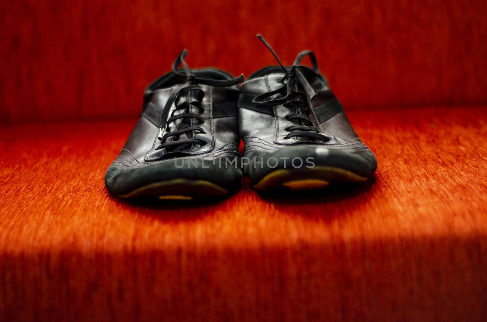 Old Black Walking Shoes, Vintage Black Walking Shoes by Hasilyus