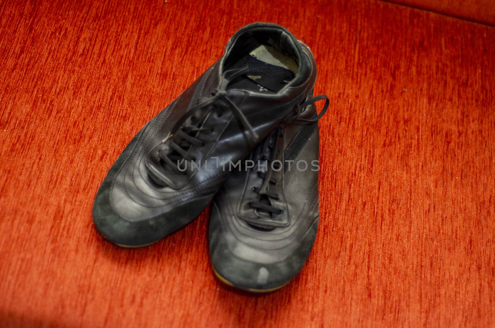 Old Black Walking Shoes, Vintage Black Walking Shoes by Hasilyus