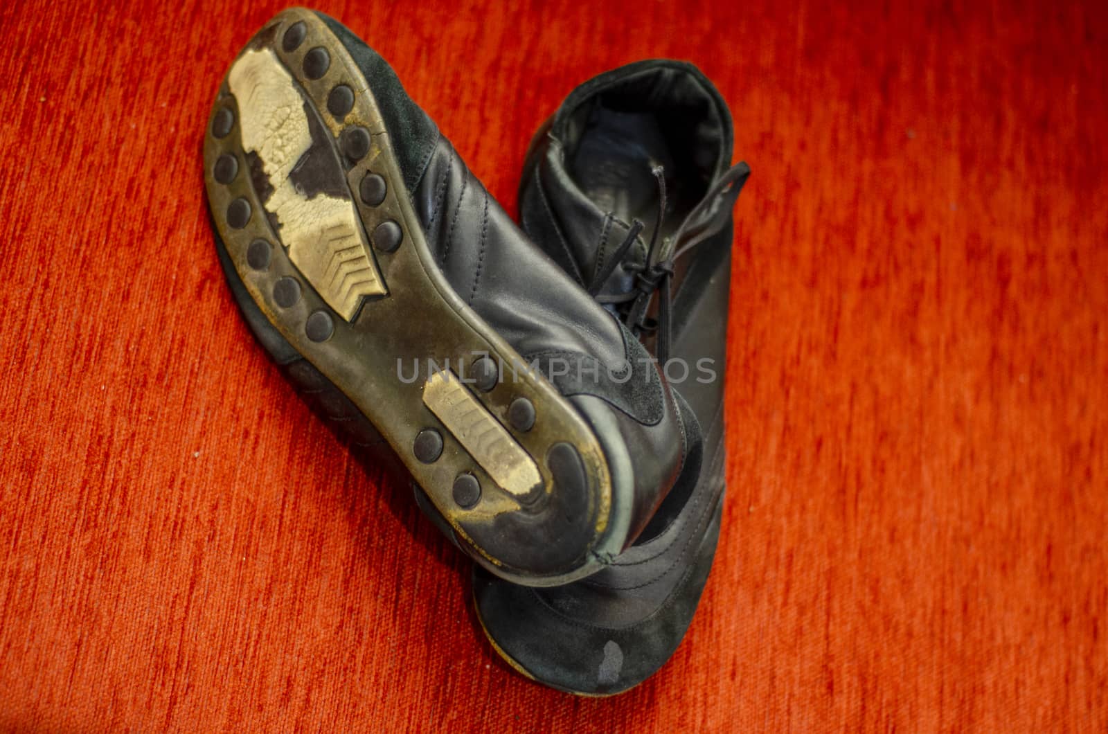 Old Black Walking Shoes, Vintage Black Walking Shoes by Hasilyus