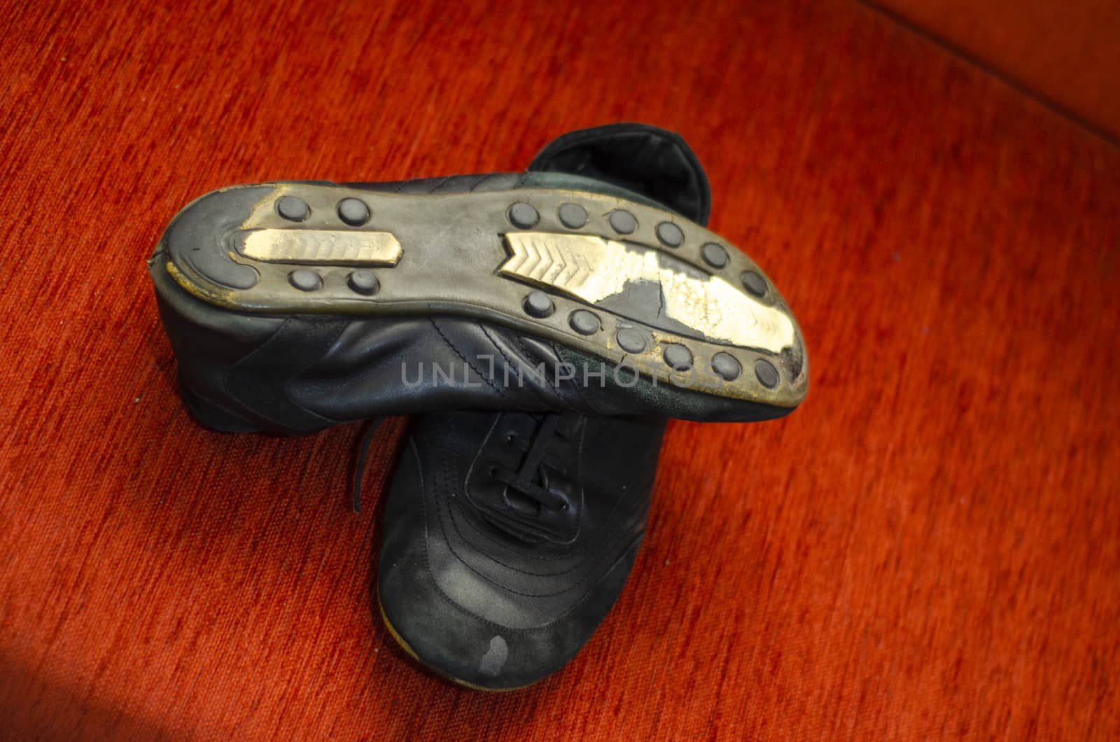 Old Black Walking Shoes, Vintage Black Walking Shoes by Hasilyus