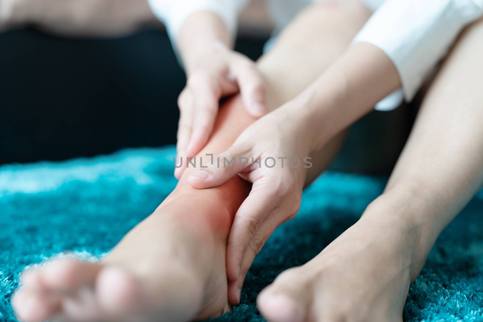 women leg ankle injury/painful, women touch the pain ankle leg