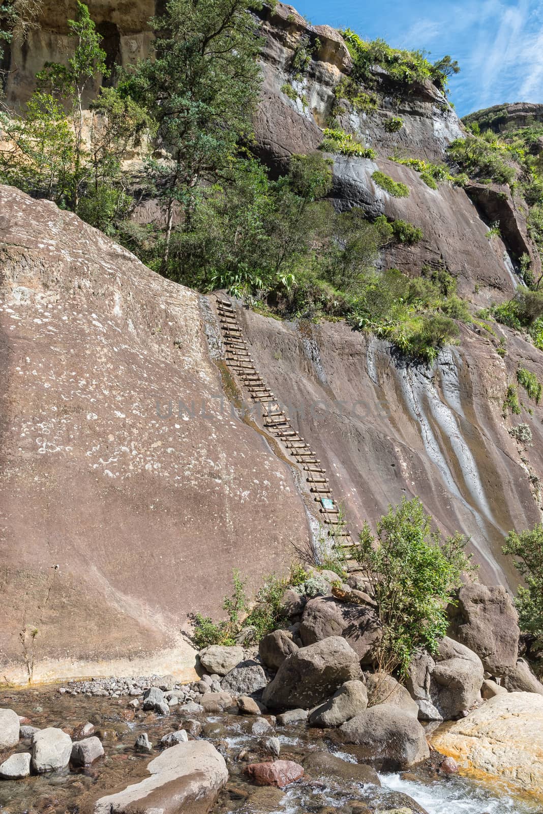 Chain ladder in Tugela Gorge next to the Tugela tunnel by dpreezg