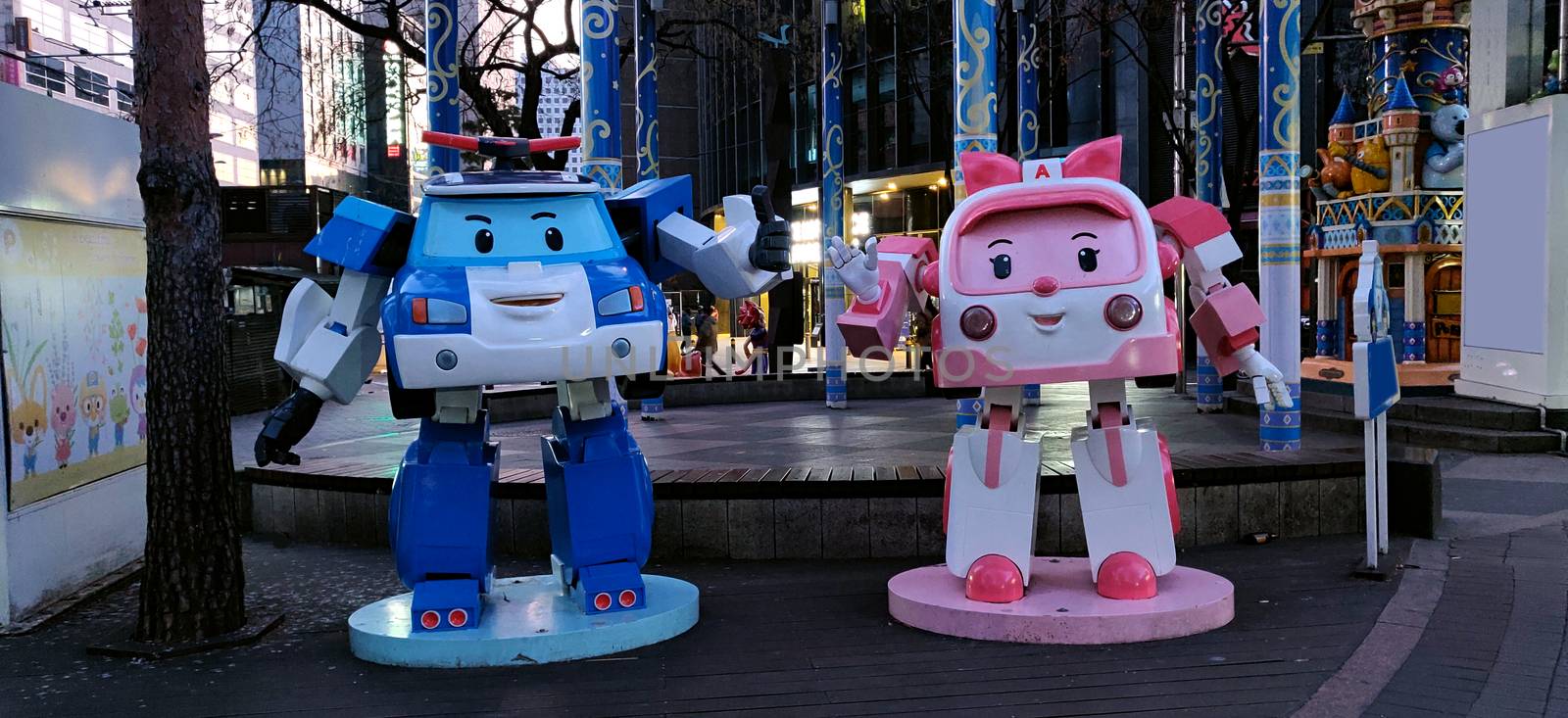 An adorable cartoon version sculpture of transformers by mshivangi92
