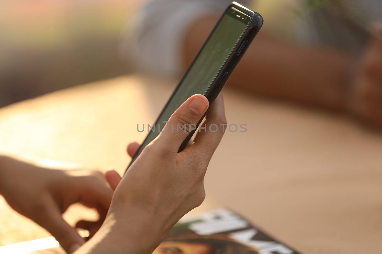 Male Model hands with cell phone