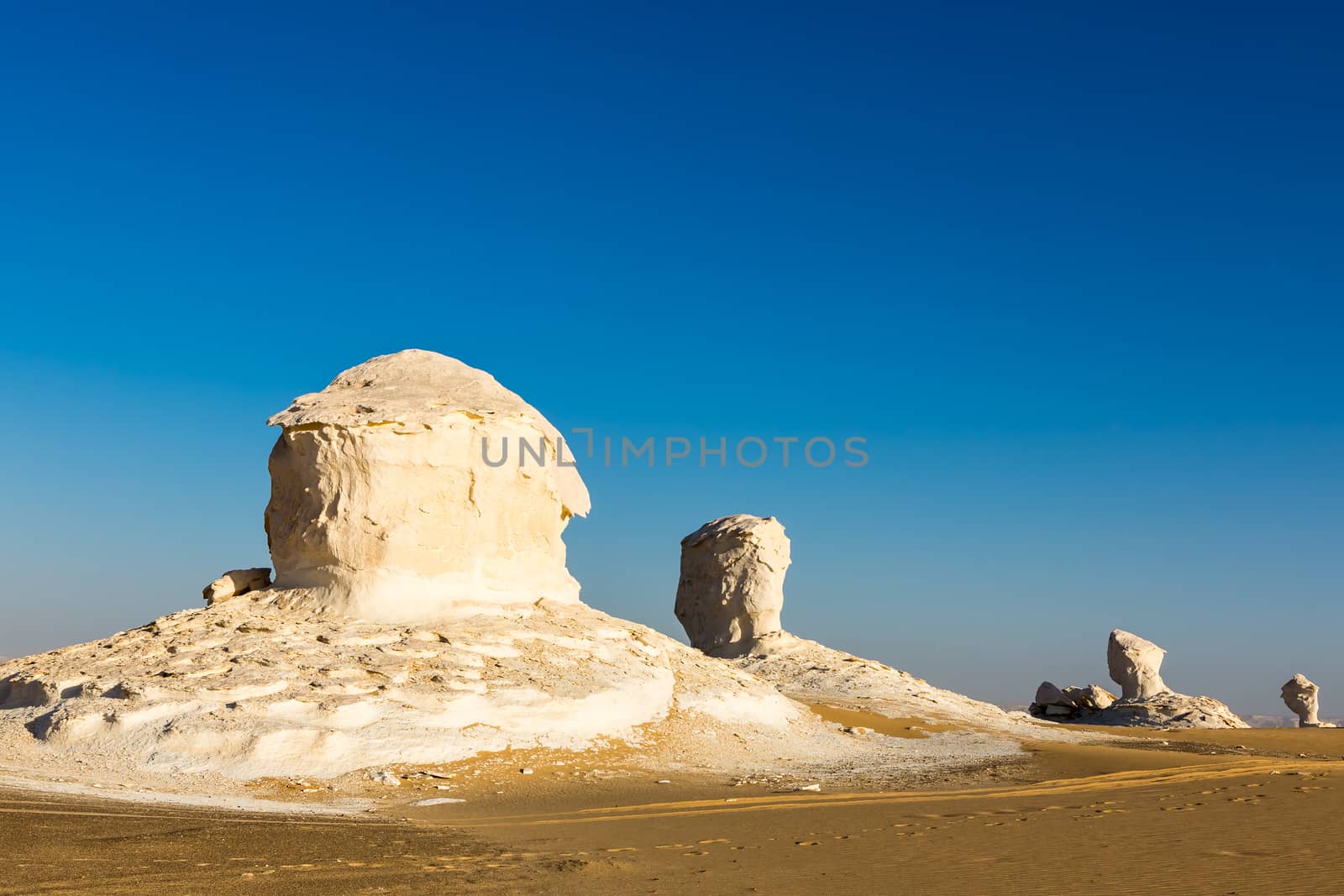 The White Desert at Farafra in the Sahara of Egypt. by SeuMelhorClick