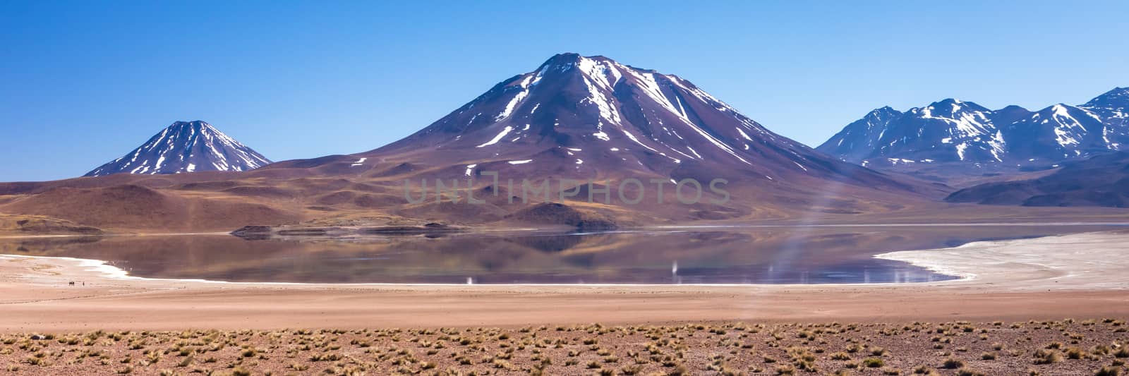 Lagunas Altiplanicas, Miscanti y Miniques, amazing view at Atacama Desert. Chile, South America. by SeuMelhorClick