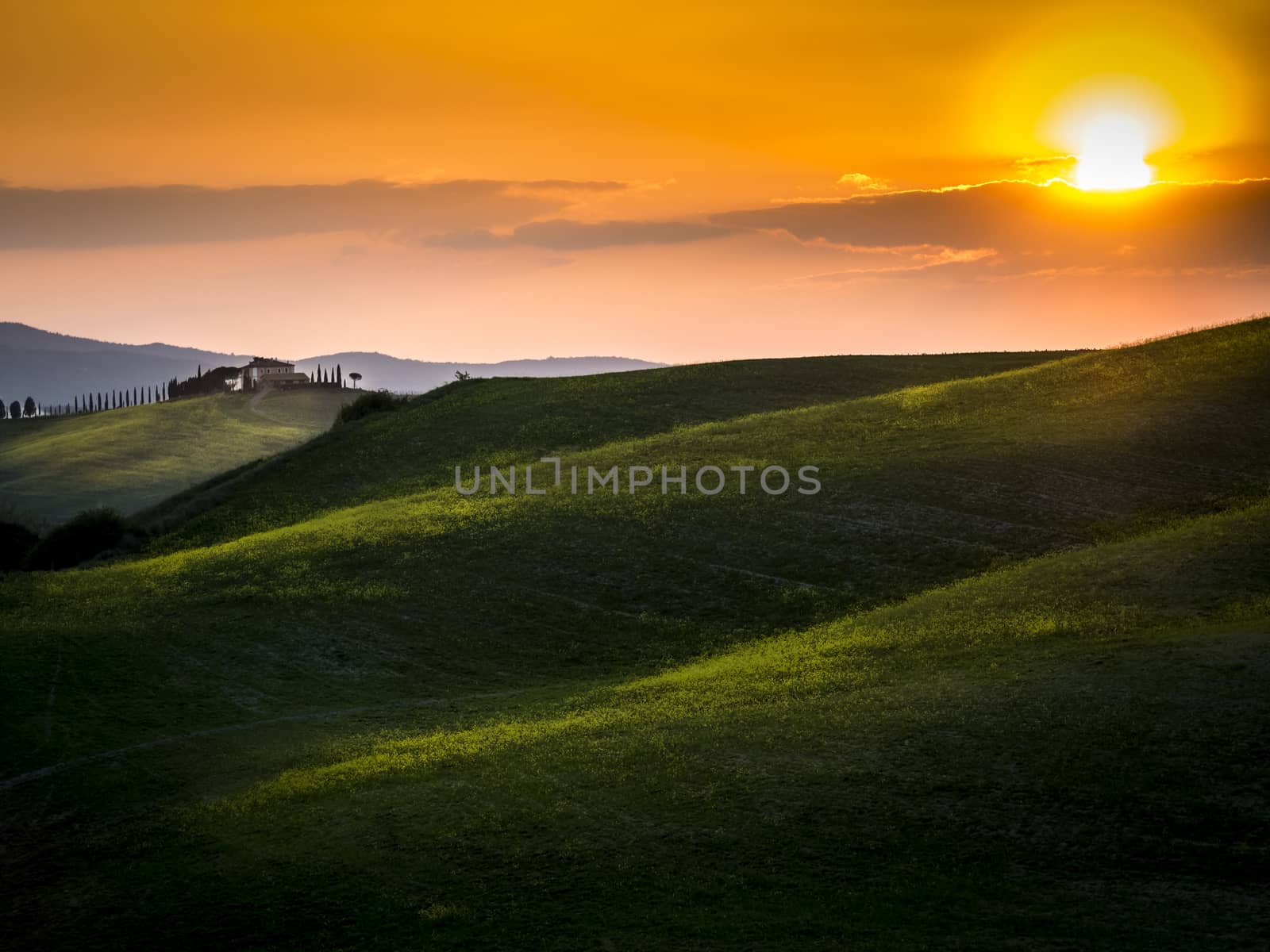 sunset in the Tuscany Hills by vinciber