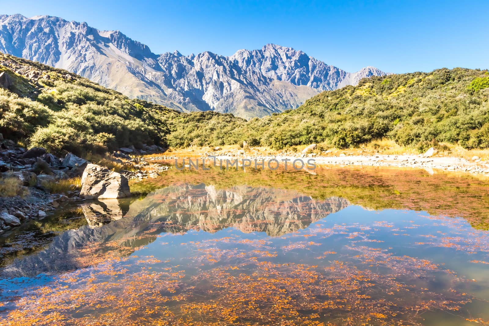 Mount Cook, New Zealand. by SeuMelhorClick