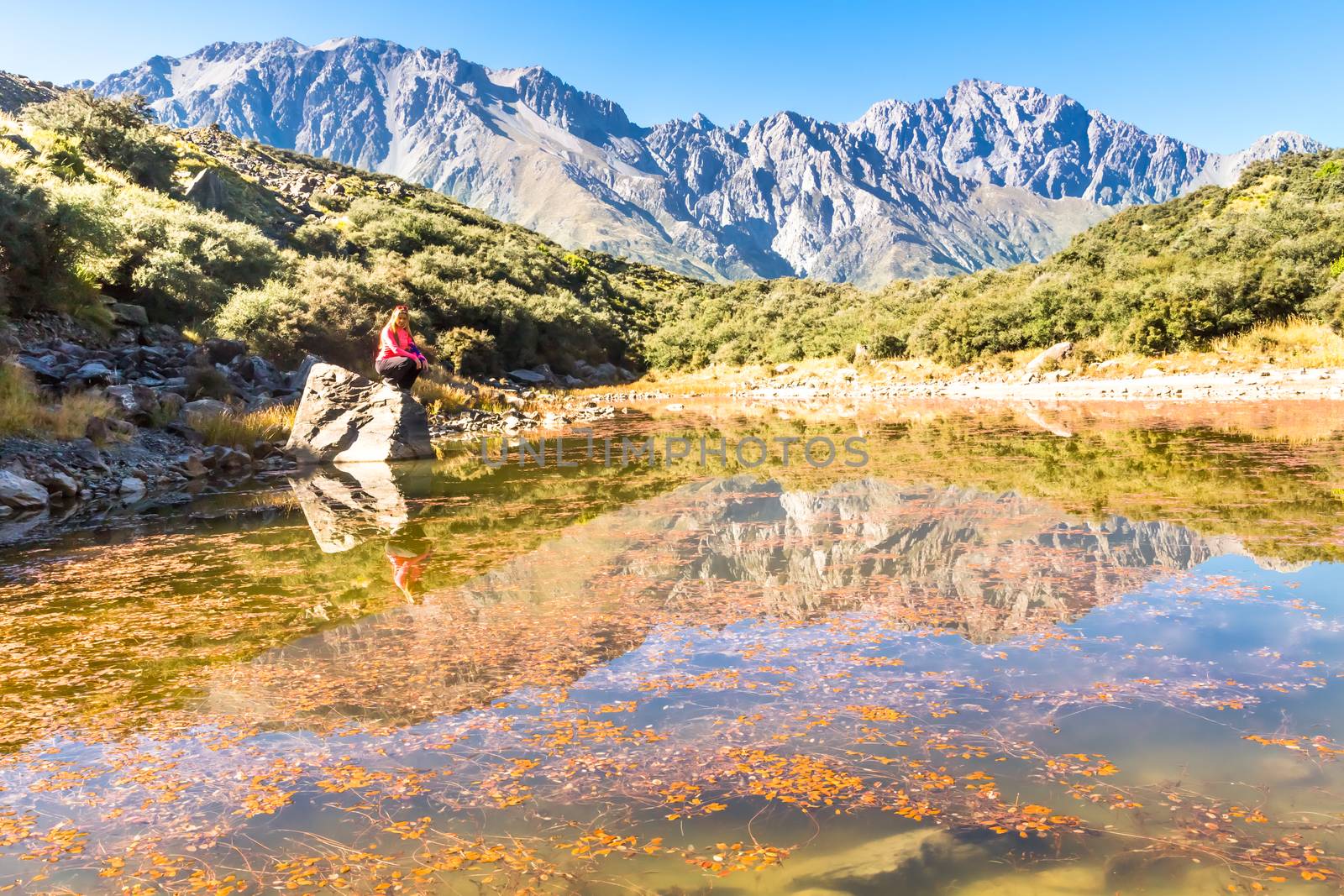 Mount Cook, New Zealand. by SeuMelhorClick