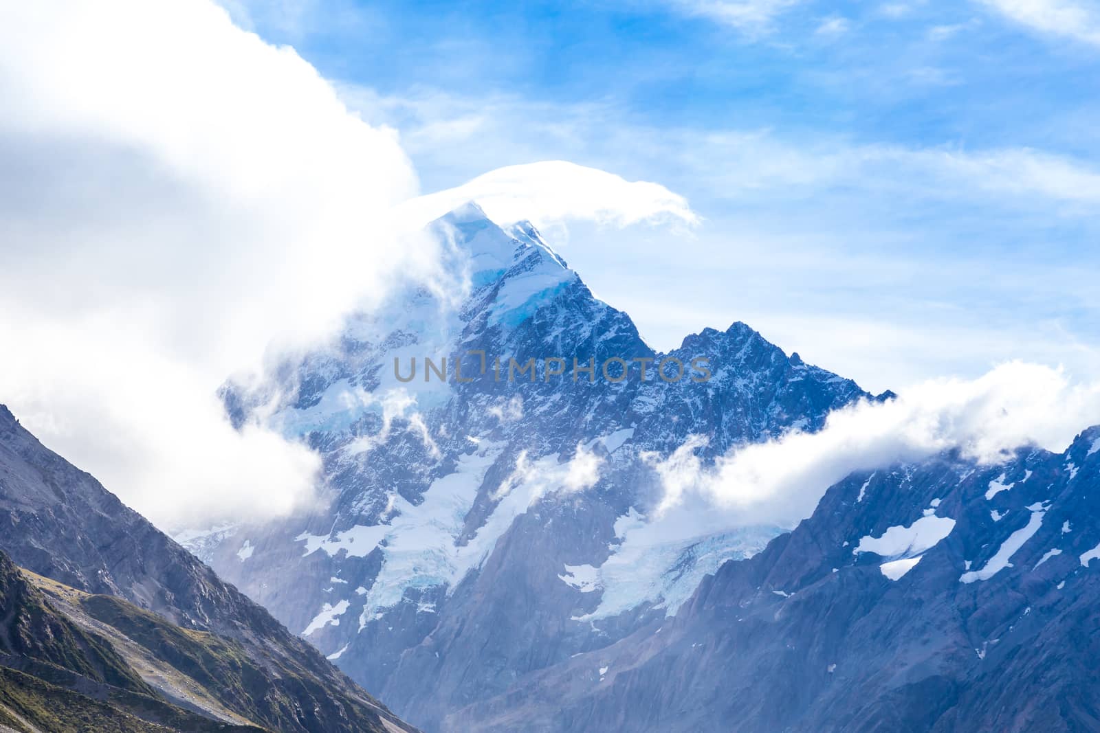 Aoraki Mount Cook National Park, New Zealand, Oceania. by SeuMelhorClick