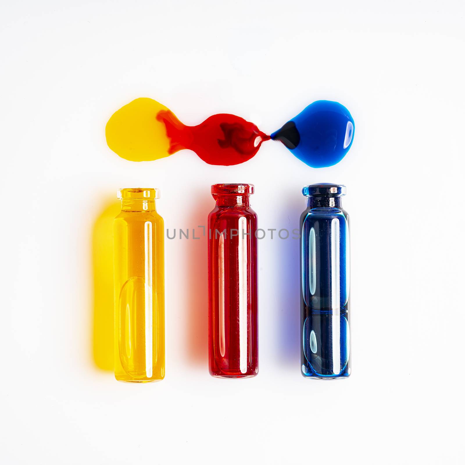 the fall of glass flasks with the contamination between colored liquids