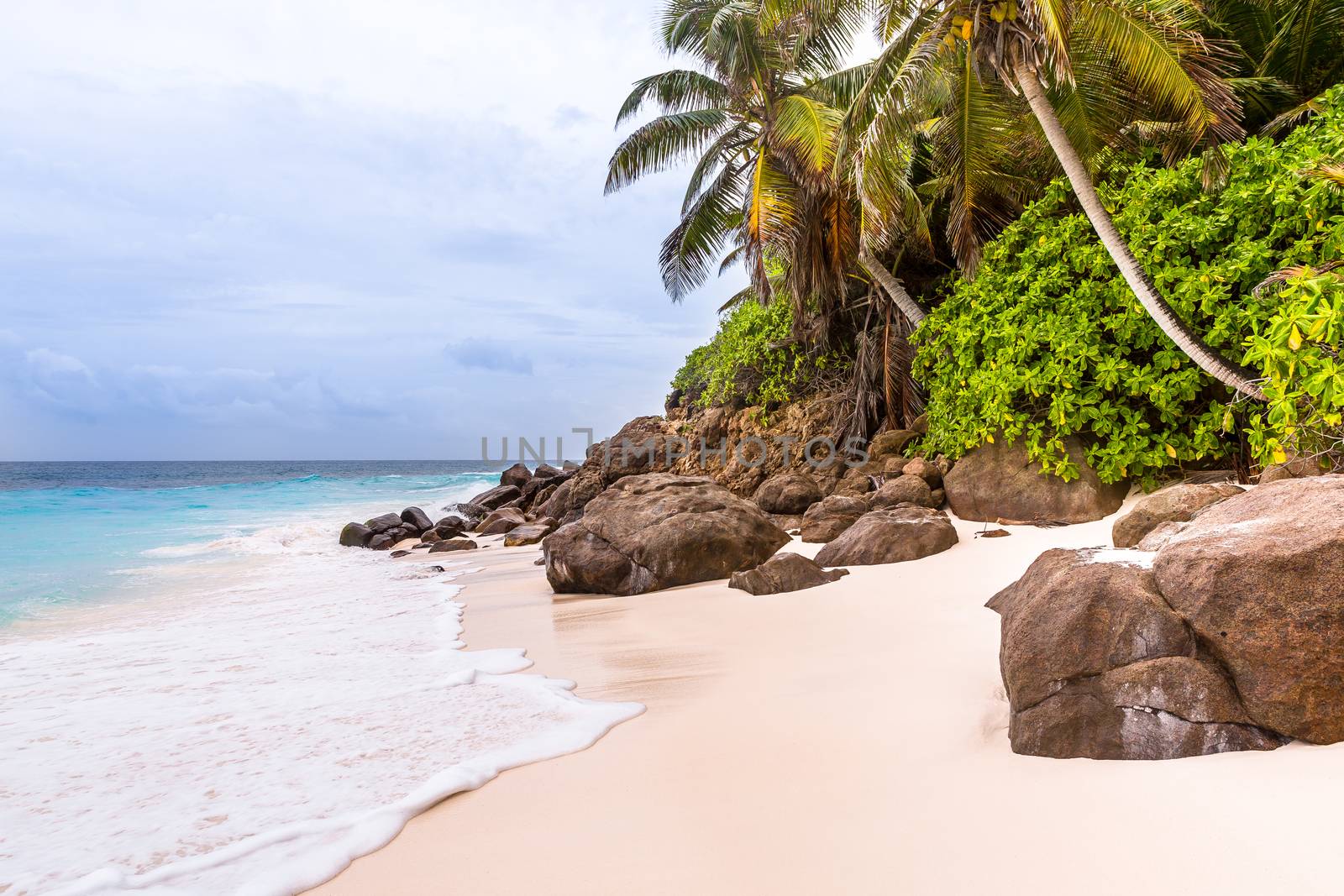 Seychelles, Paradise beach. La Digue at Anse Lazio, Source d’Argent