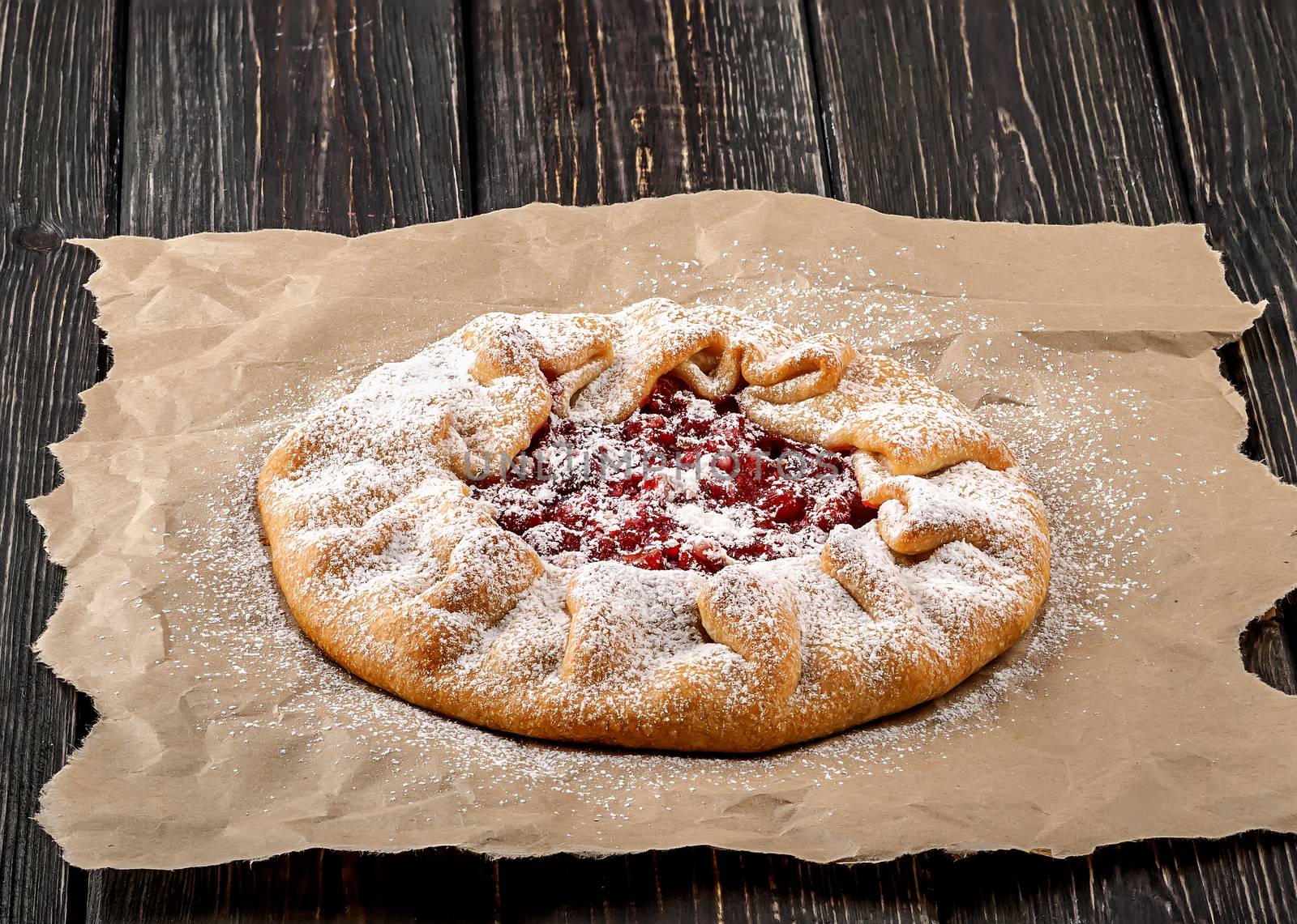Galetta open gooseberries pie on paper by Cipariss
