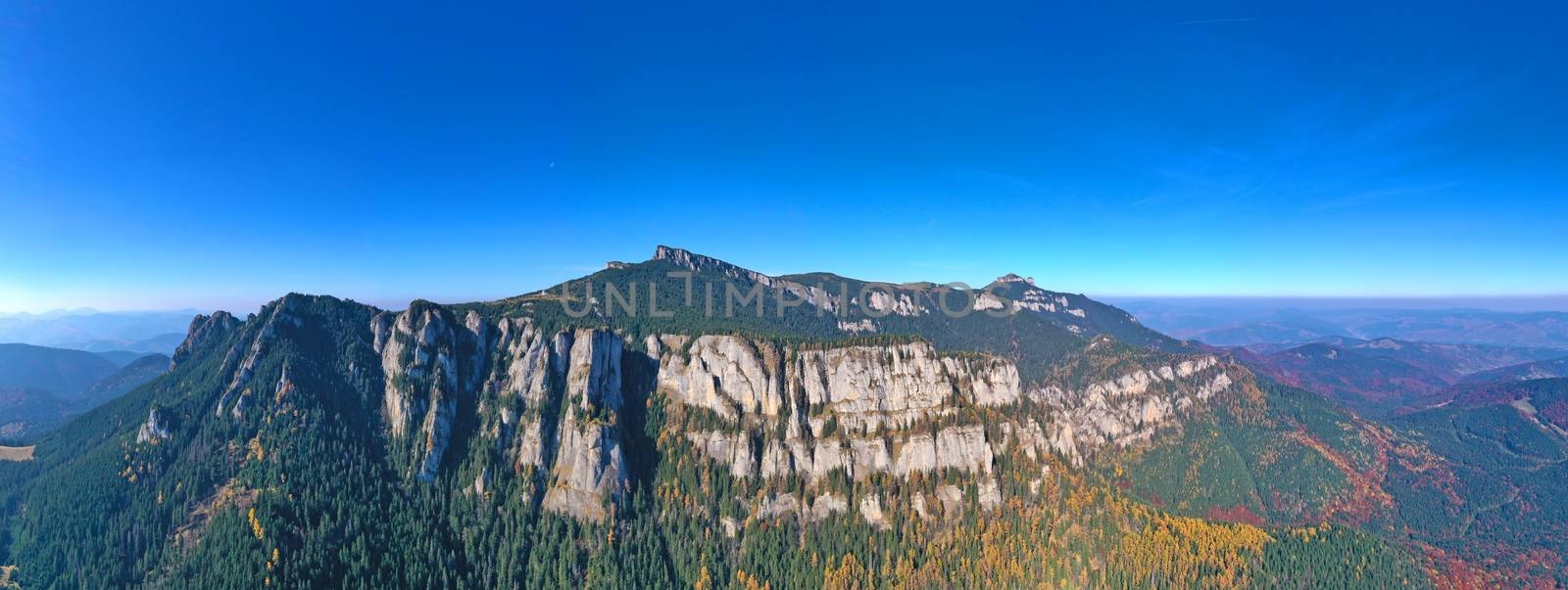 Autumn mountain panorama by savcoco