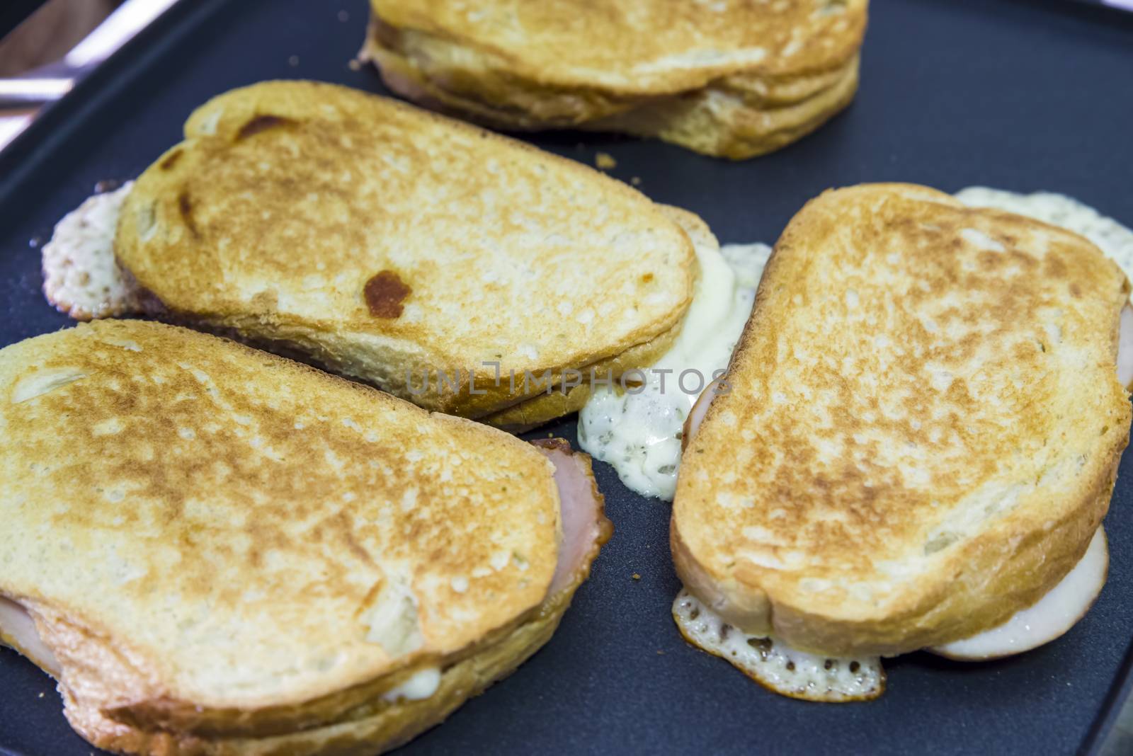 Fresh toasted cheese toasts by savcoco