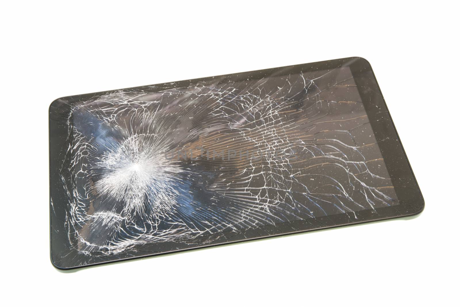 Cracked tablet screen by savcoco