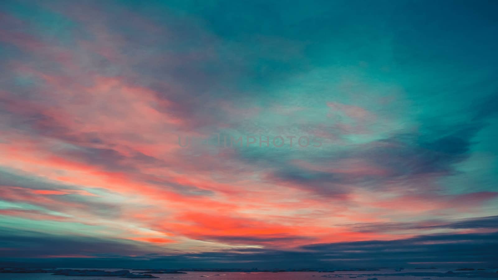 Beautiful sky with cloud before sunset