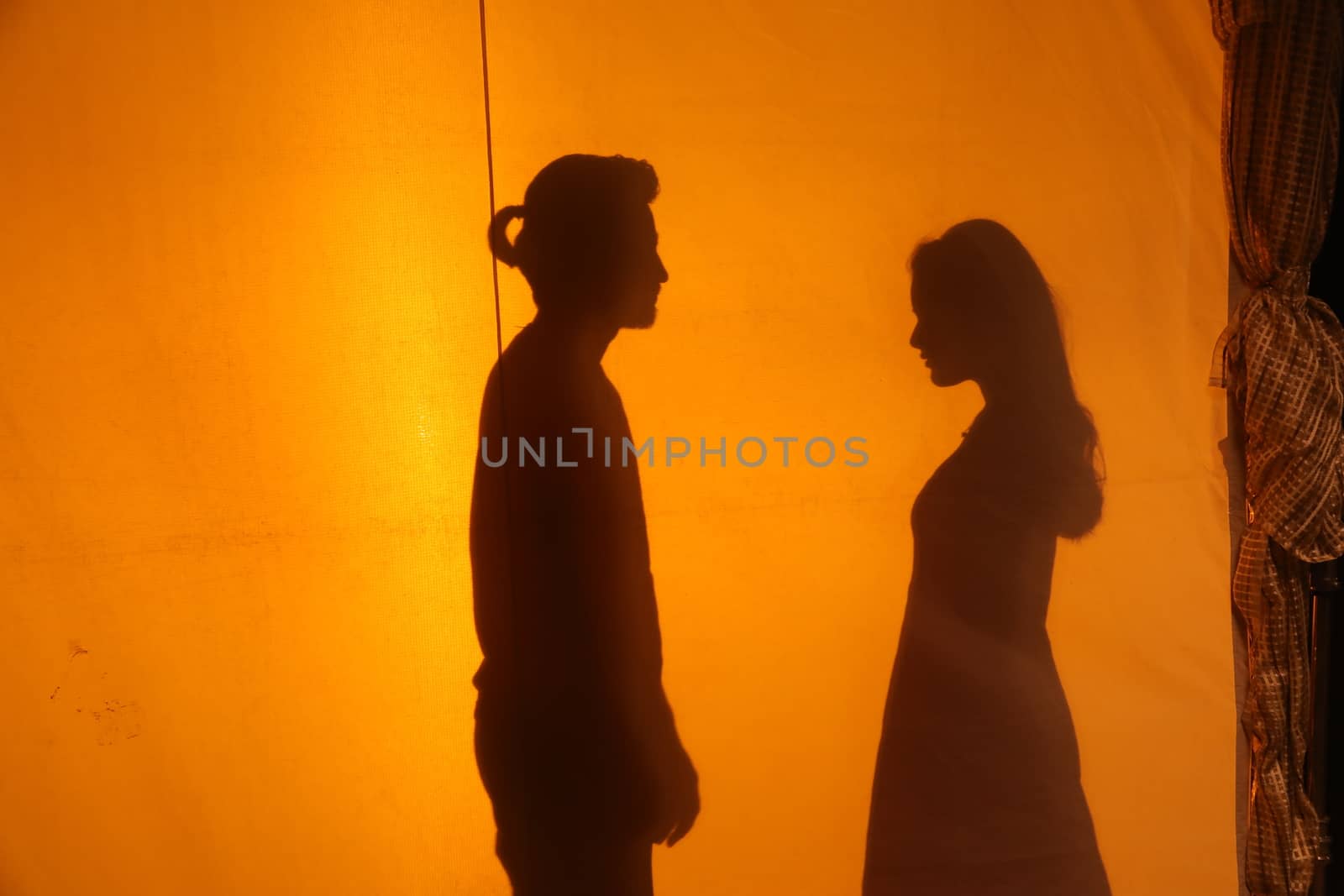 Lovers silhouette by rajastills