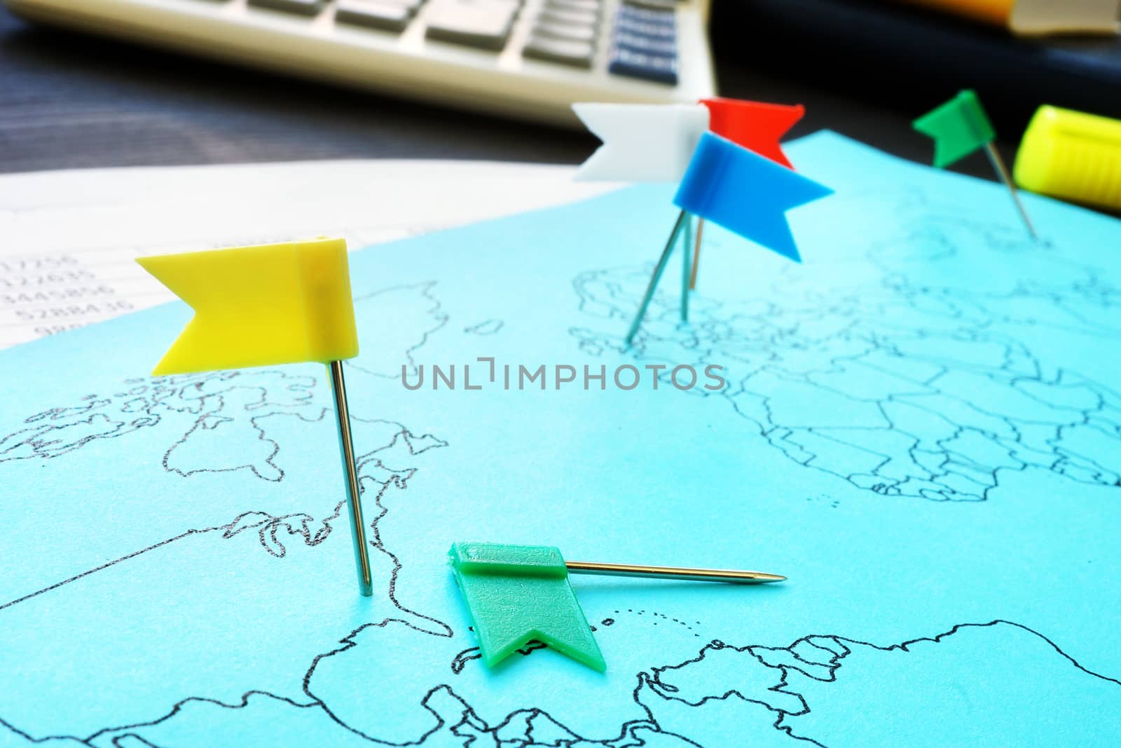 Globalization and global world. International business.