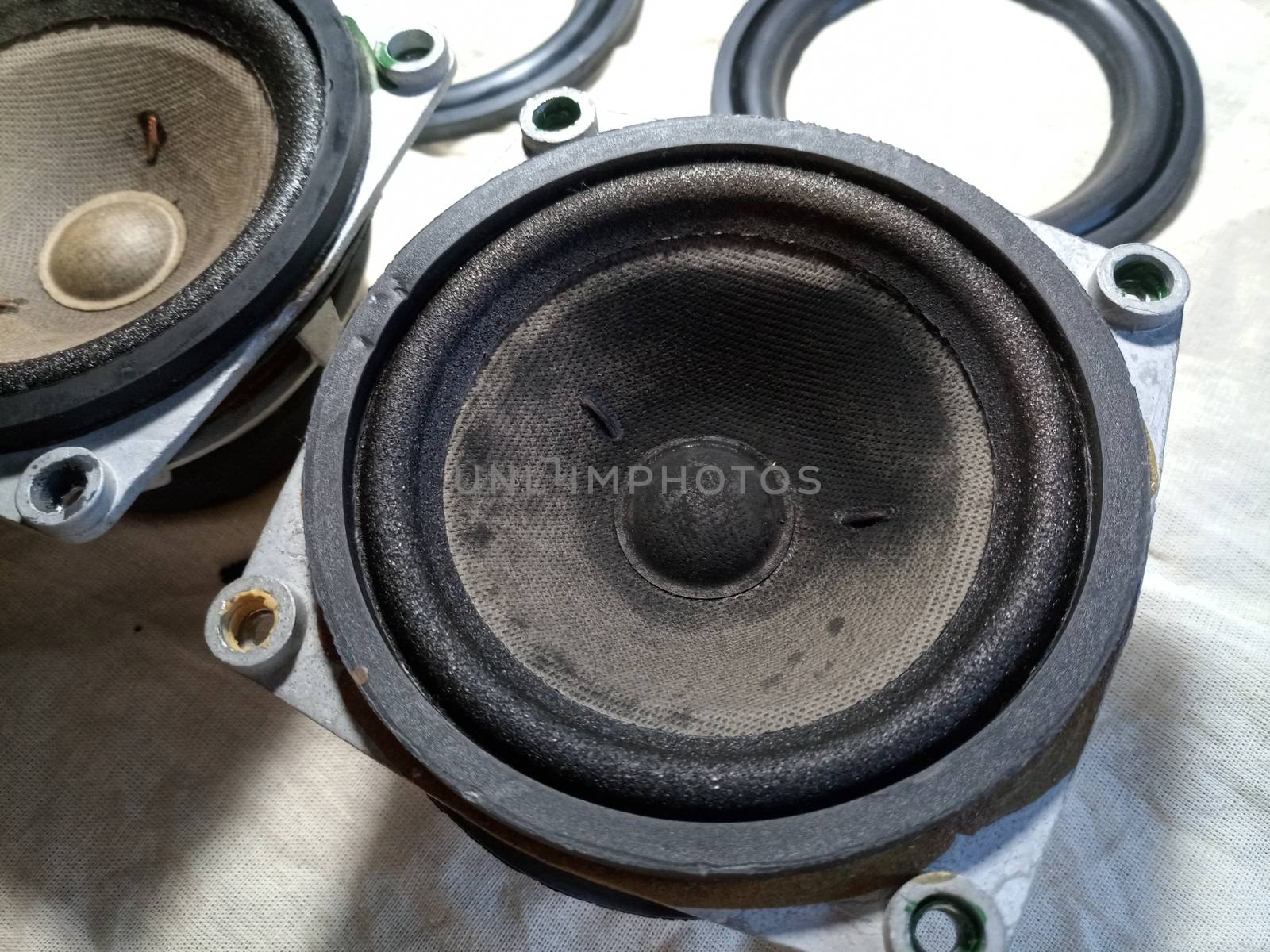 Medium-frequency speakers 20gds-3. Soviet vintage acoustics, elements of a music column.